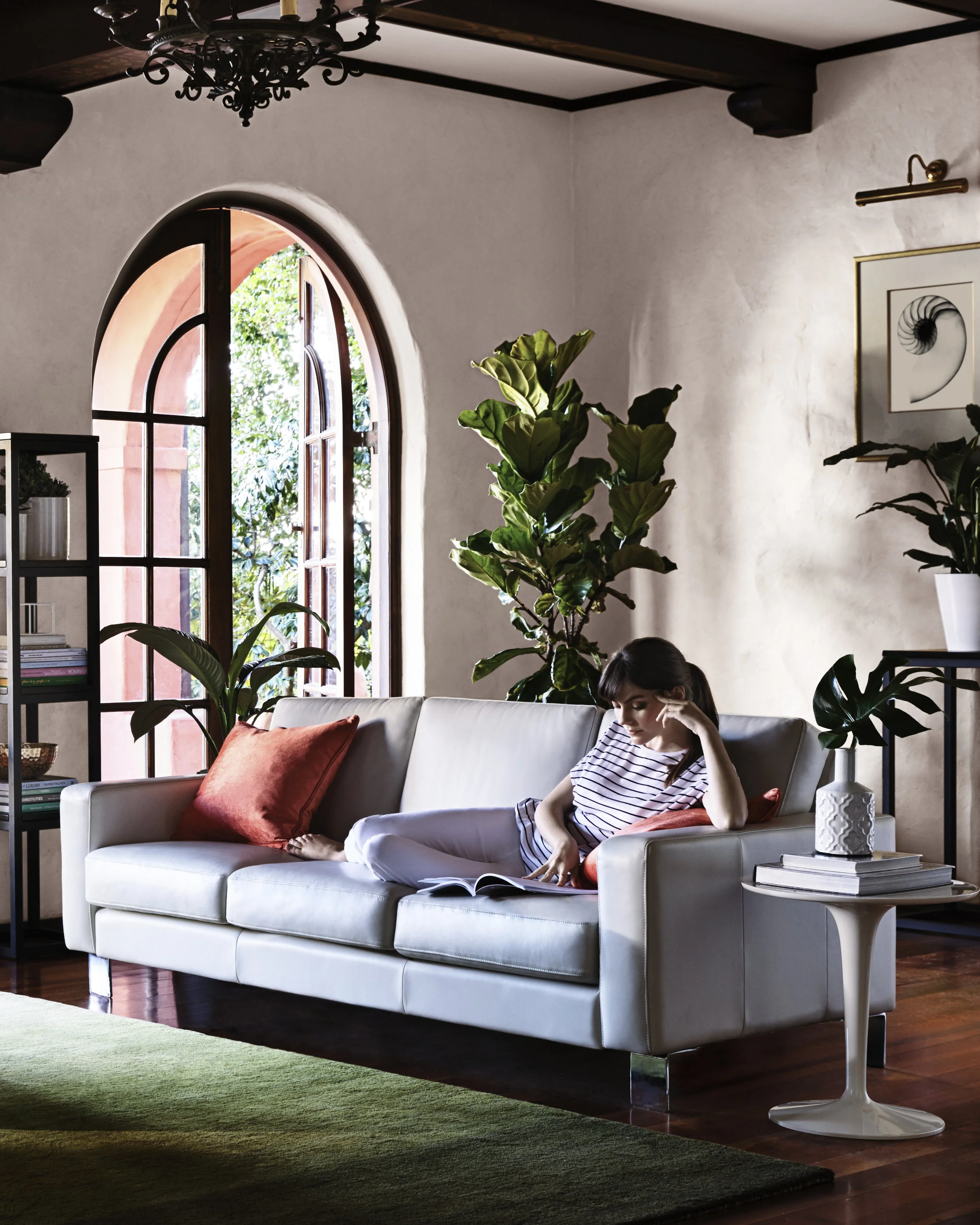 DAV1461_MoranLounge946.jpg
