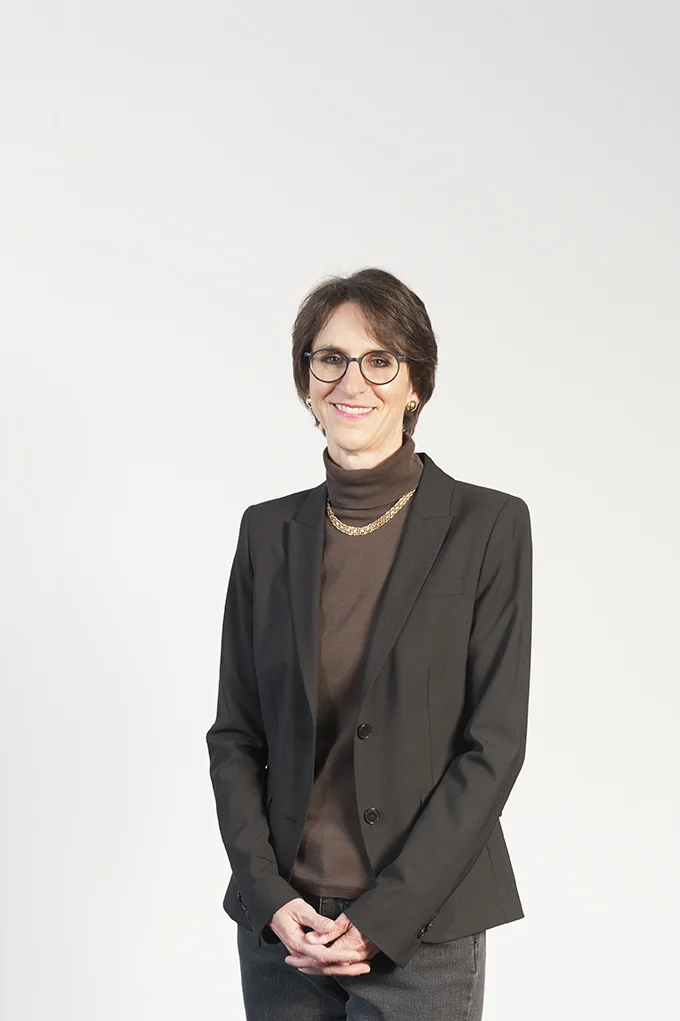 19-985_sabina-balmer-163-LR.jpg