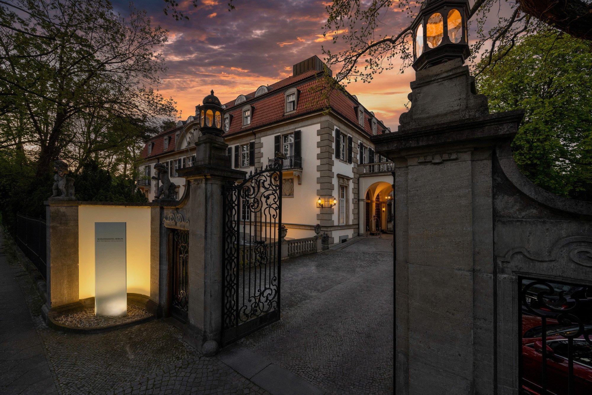 SchlossHotel Berlin by Patrick Helmann