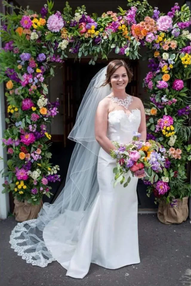 victoriana-floral-gallery-weddings-colourful-floral-arch.jpg