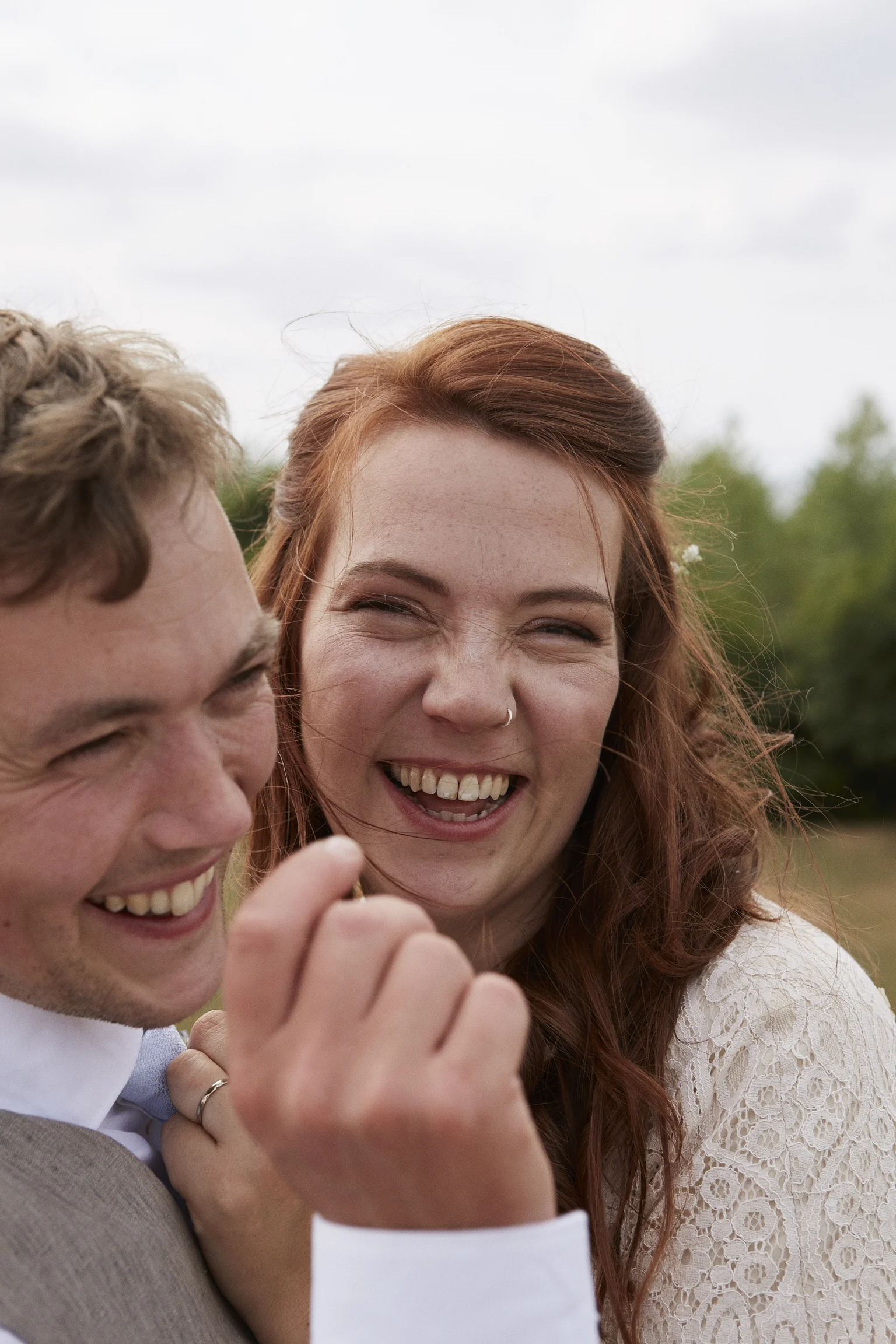 countrywedding-wedding-farmwedding-weddingphotographer-weddingphotography-bride-groom-portrait-bridalportrait-londonweddingphotographer-londonwedding-weddingday-weddingdress-groomsmen
