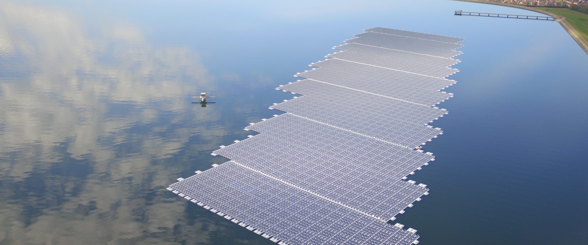 Queen Elizabeth II Reservoir (image: Lightsource BP)