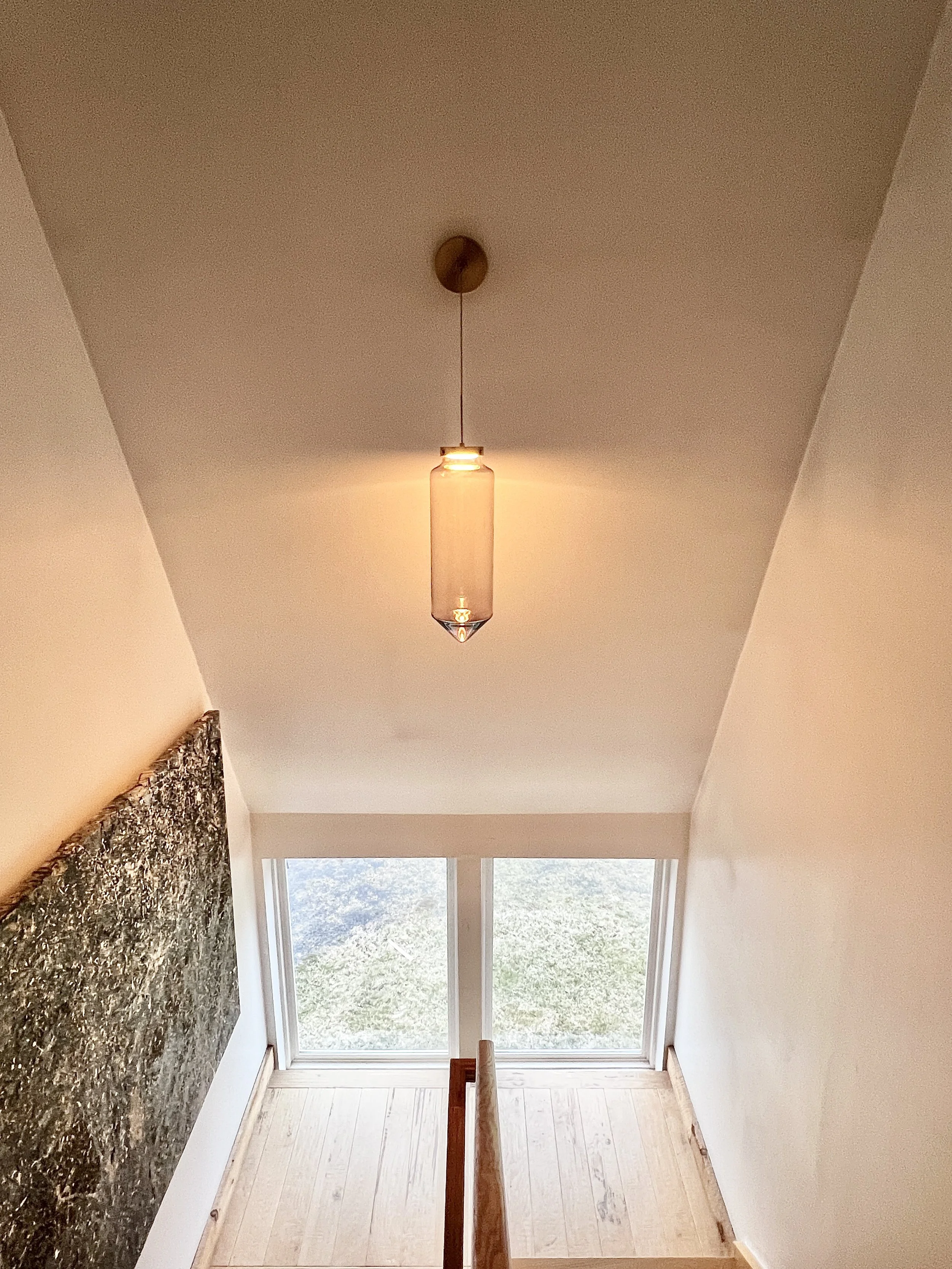 Lighting reveal at the farmhouse. Partnership between an Airbnb