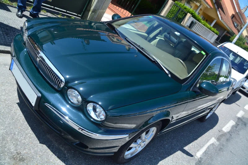 Jaguar X-Type Full detail