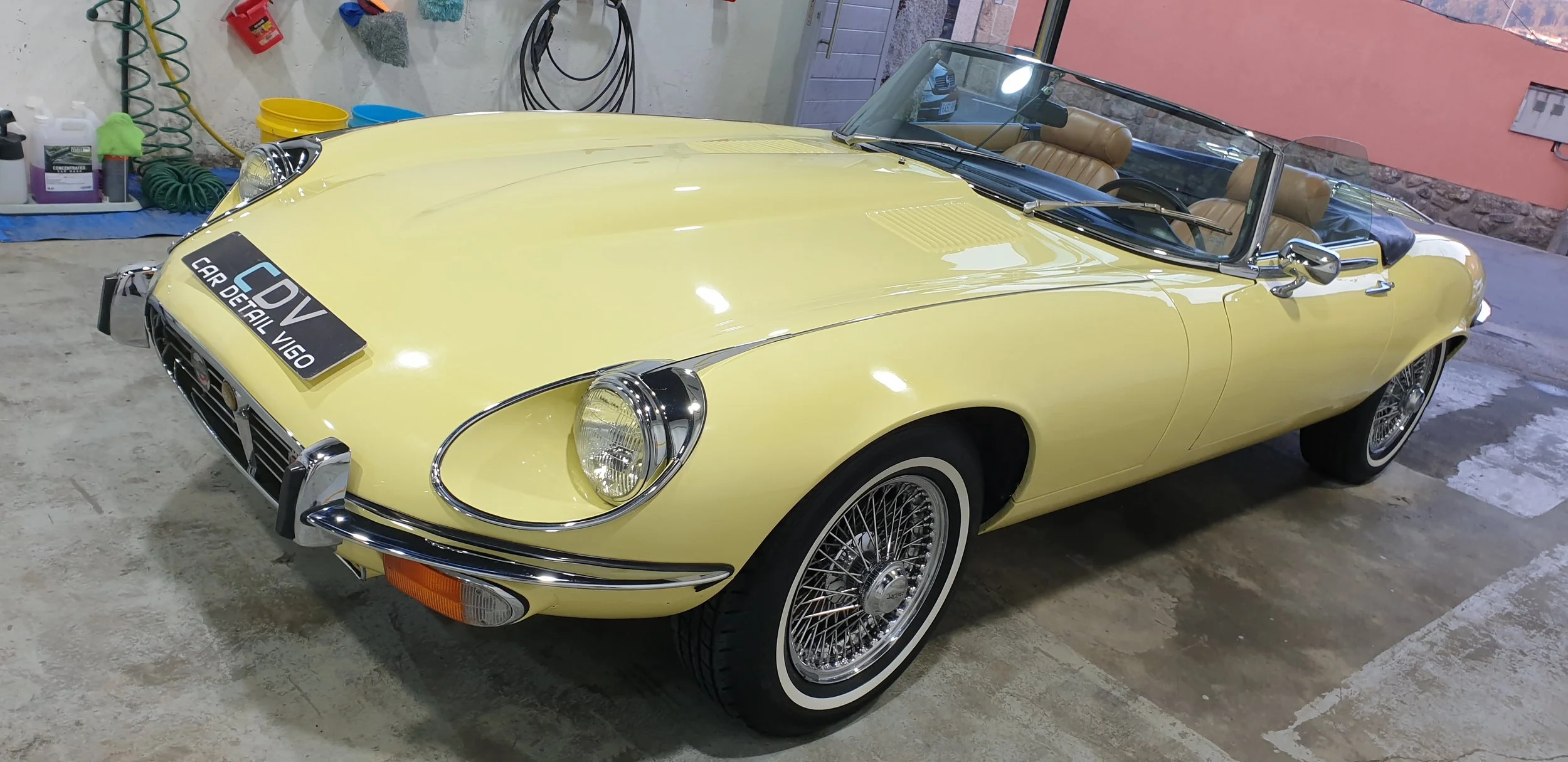 JAGUAR E-TYPE v12 Roadster