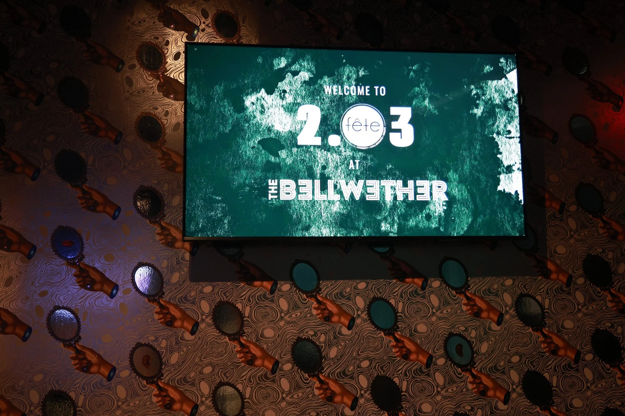 happyphotos 1018_std.jpg