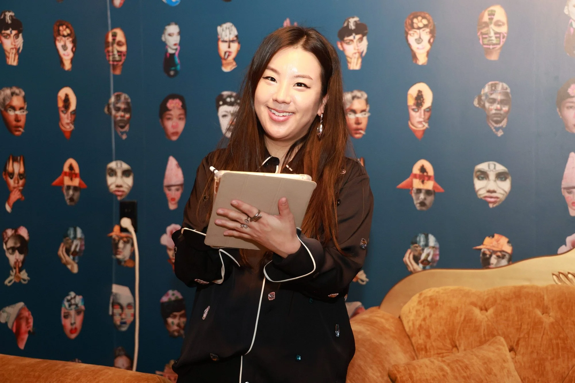 happyphotos 1050_std.jpg