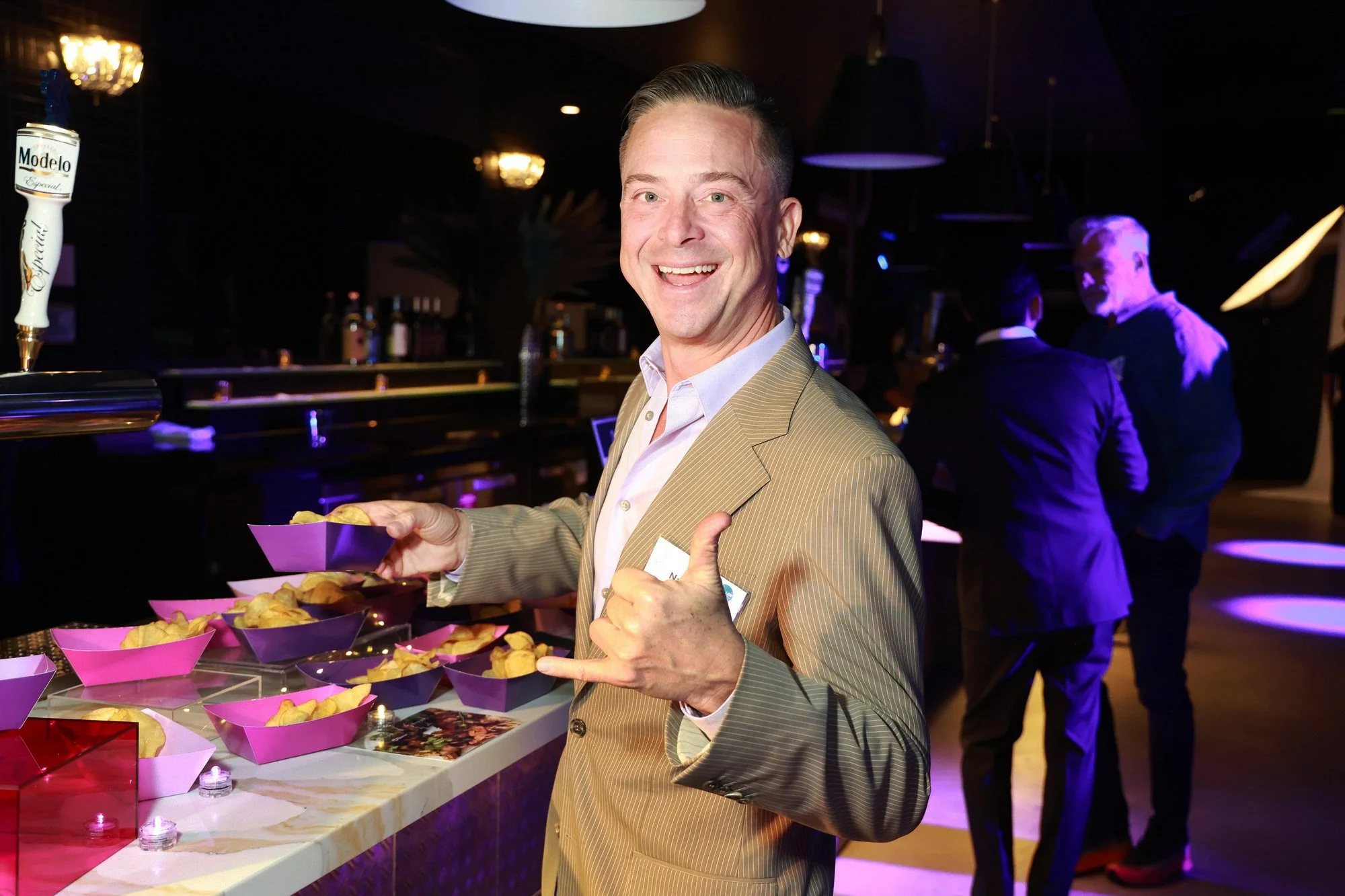 happyphotos 1091_std.jpg