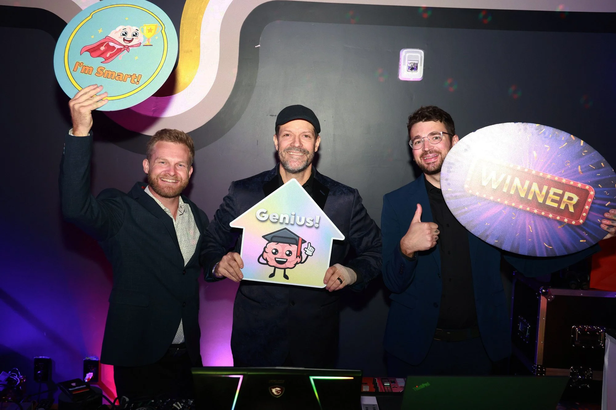 happyphotos 1105_std.jpg