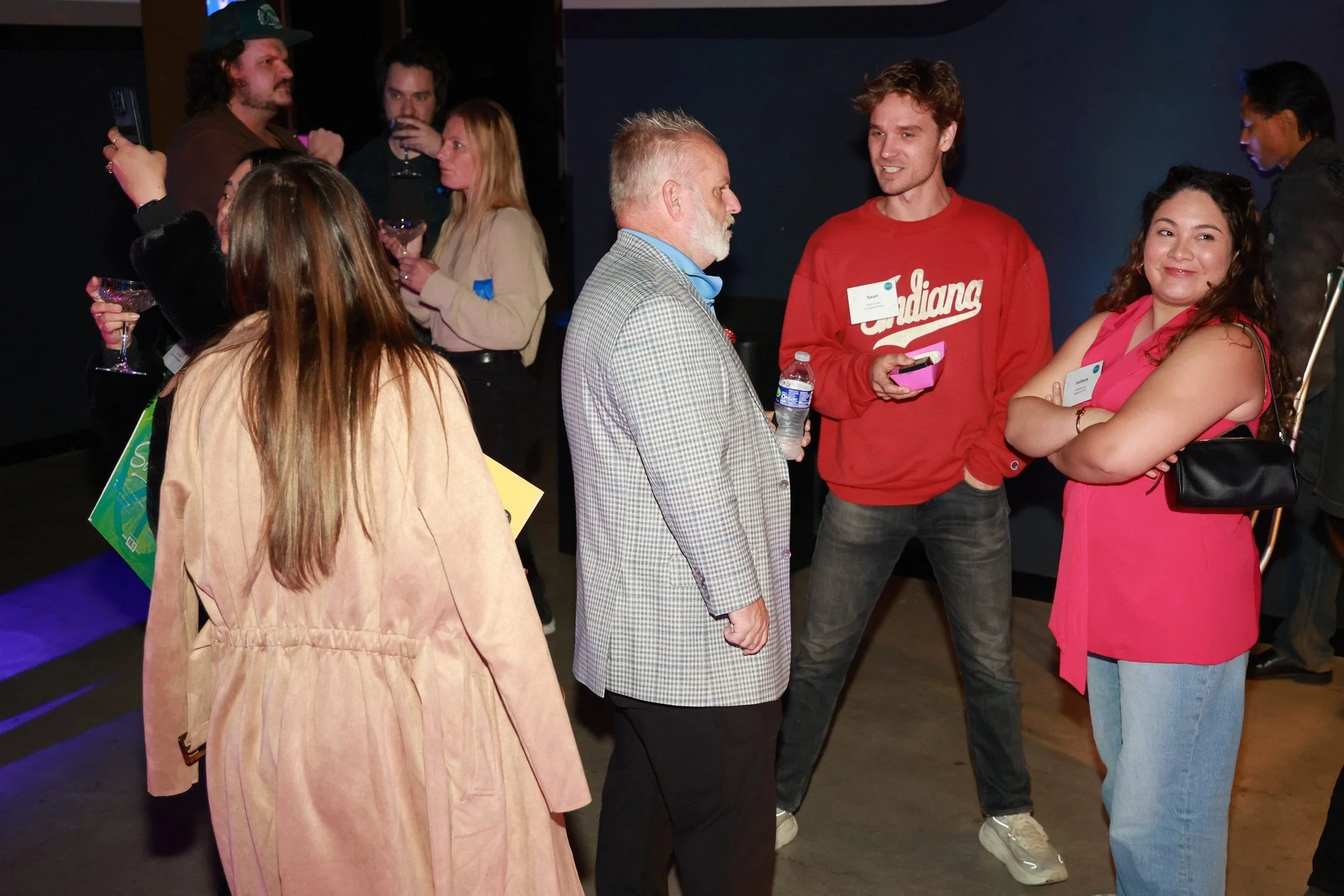 happyphotos 1109_std.jpg