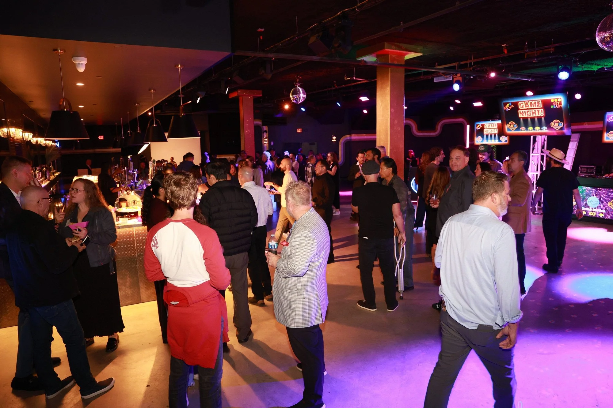 happyphotos 1123_std.jpg