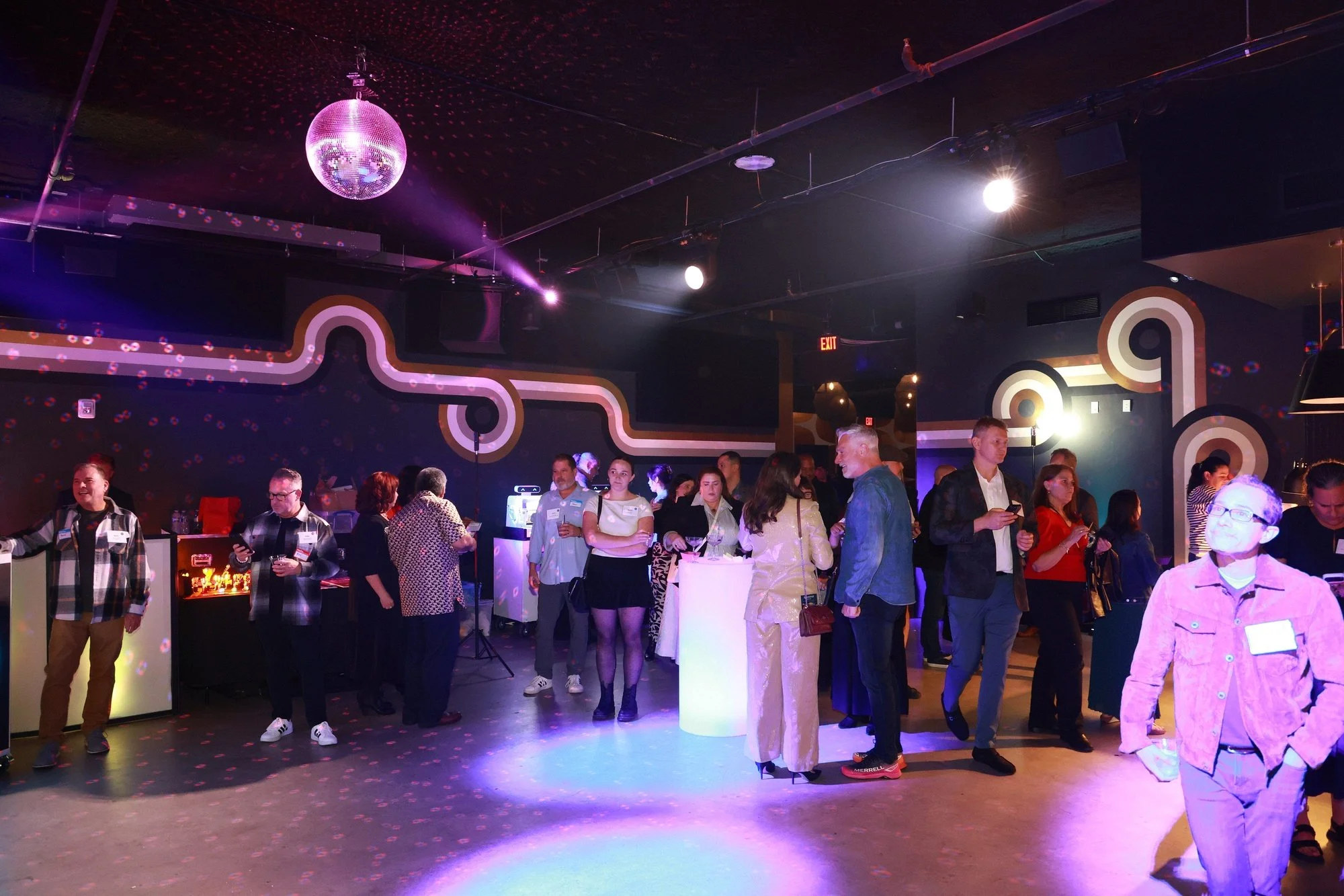 happyphotos 1139_std.jpg