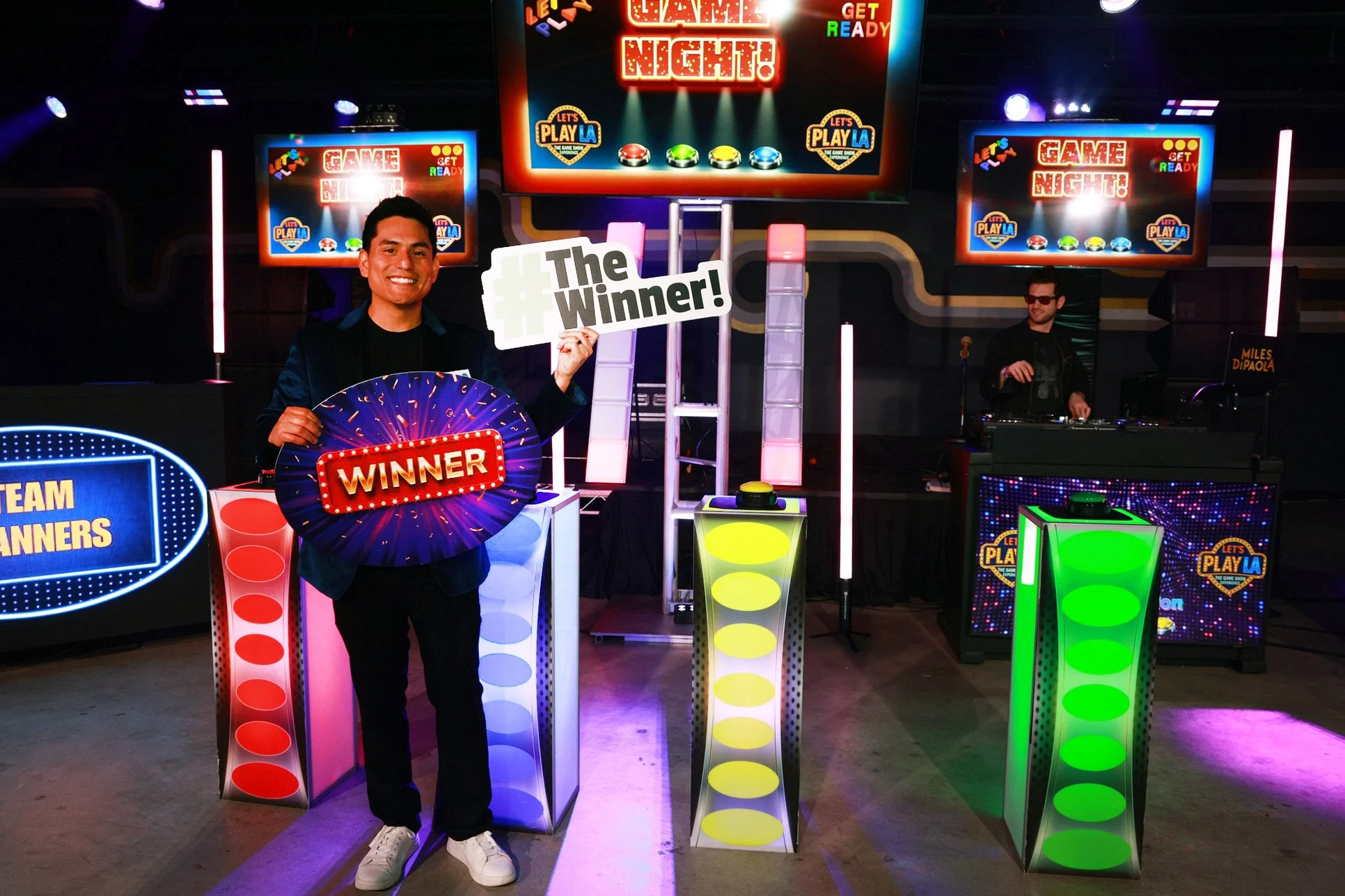 happyphotos 1155_std.jpg