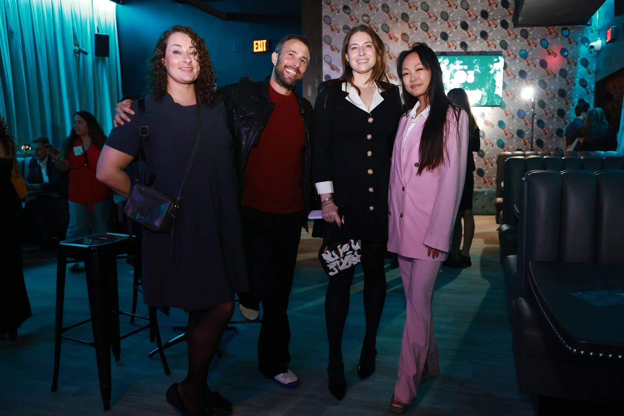 happyphotos 1227_std.jpg