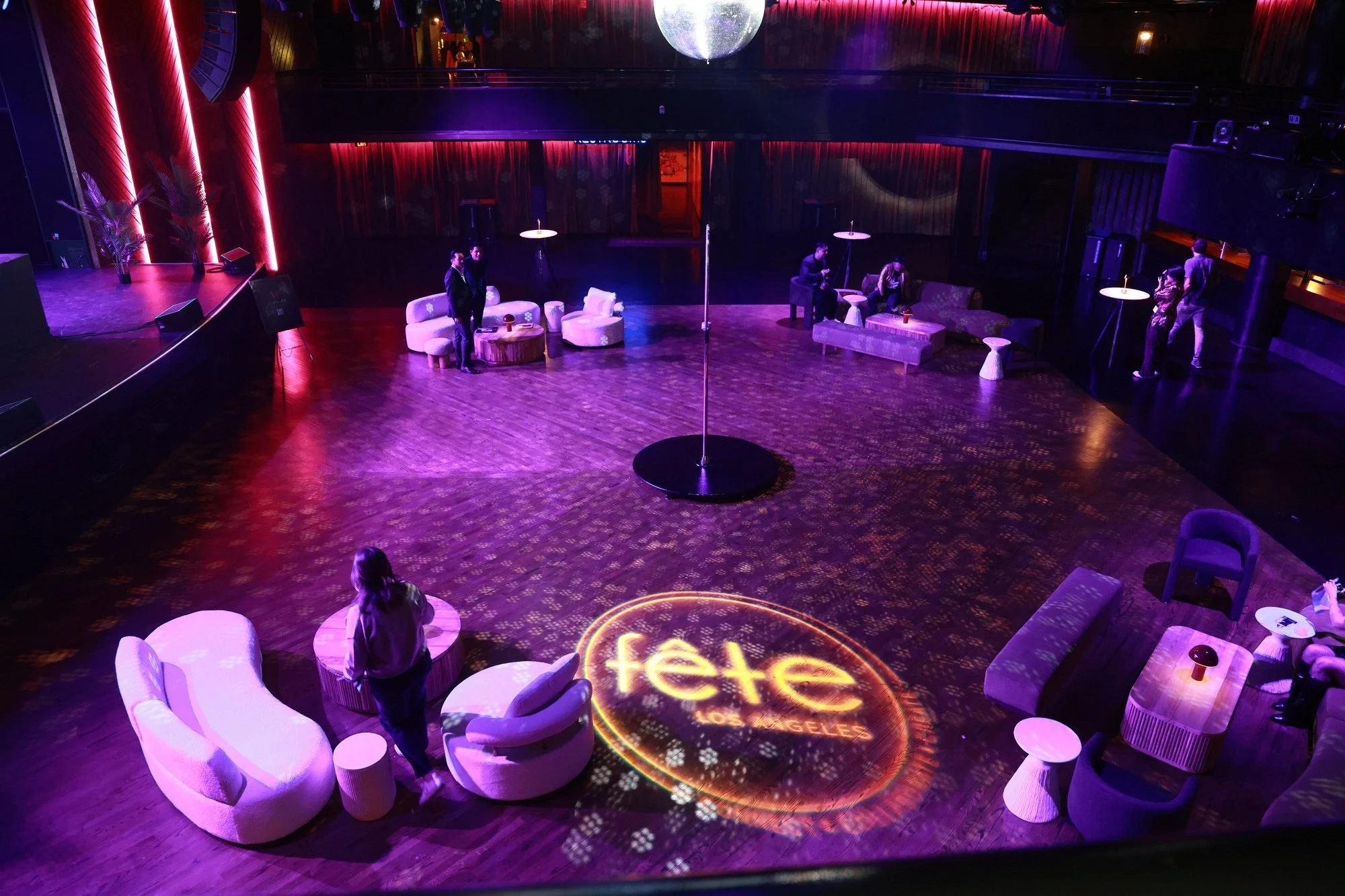 happyphotos 1232_std.jpg