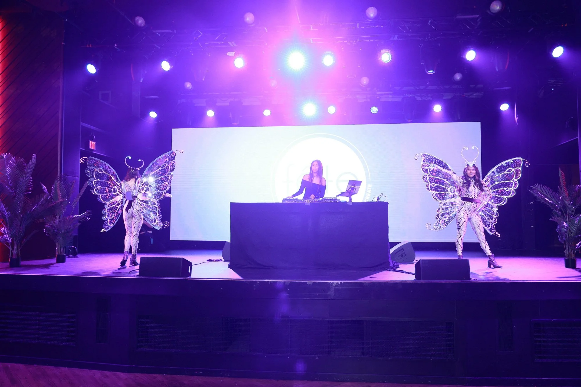 happyphotos 1258_std.jpg