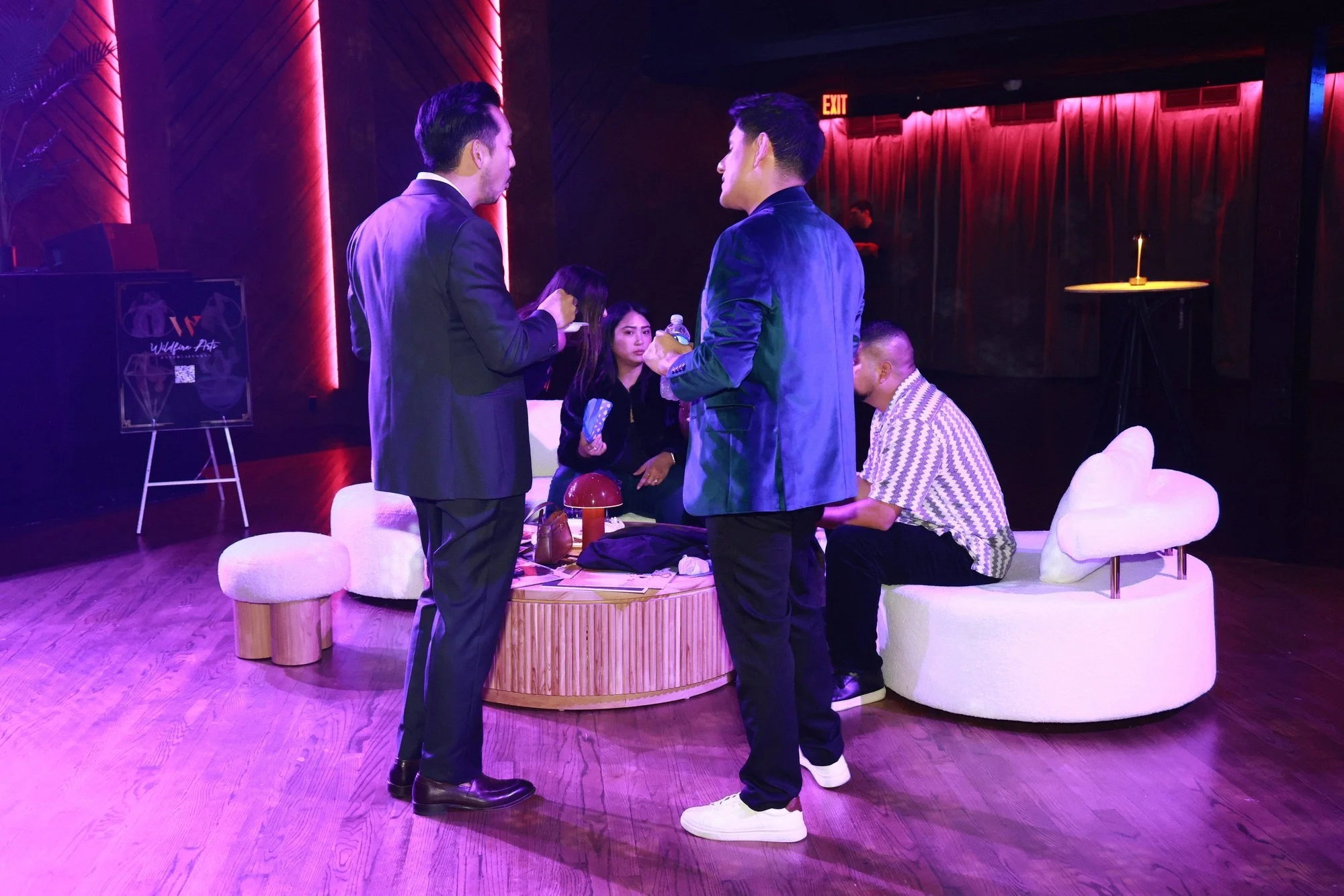 happyphotos 1263_std.jpg