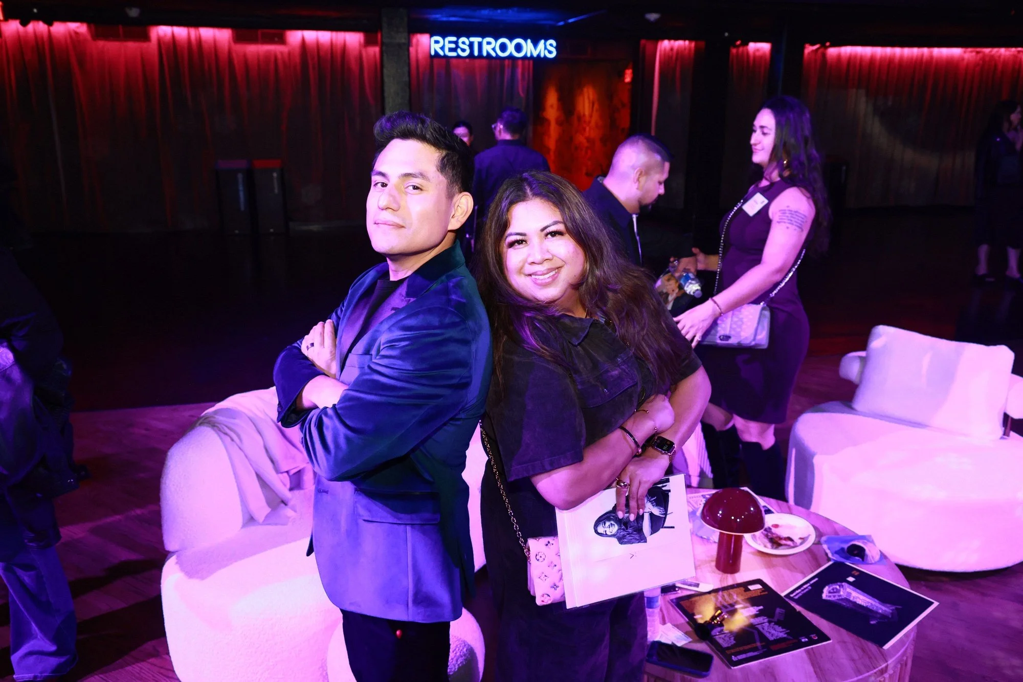 happyphotos 1288_std.jpg