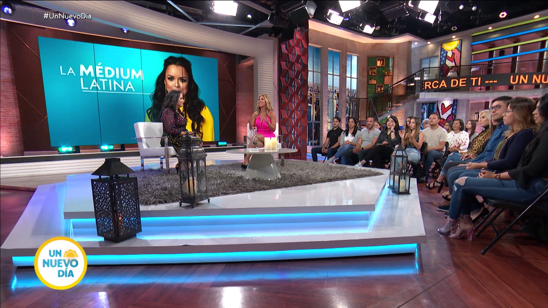 Zulema habla sobre su nuevo libro y la validación de los proveedores a un miembro de la audiencia | Un Nuevo Día | Telemundo