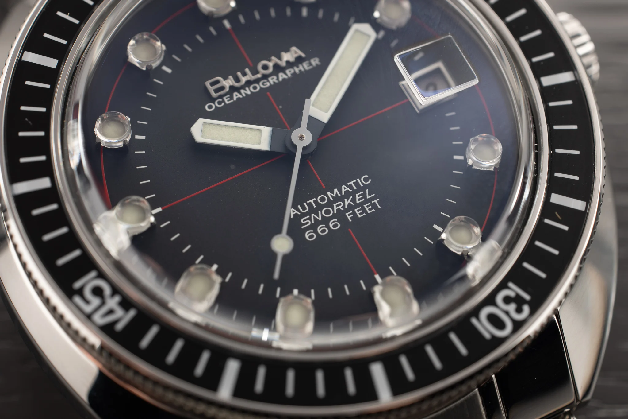 Bulova_DevilDiver_Re-Issue.jpg