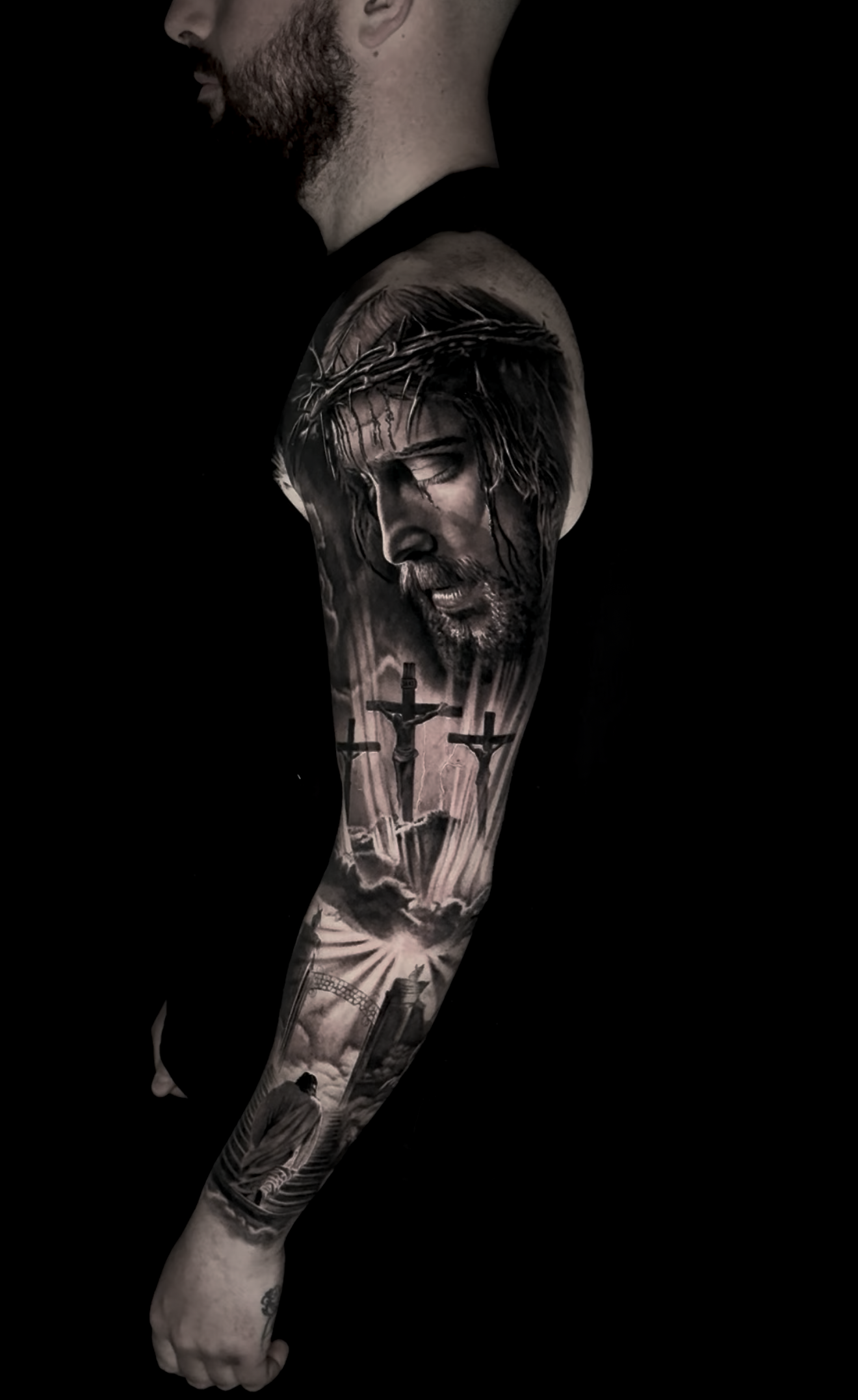 religious-portrait-jesus-cross-black-and-grey-realism-tattoo.png