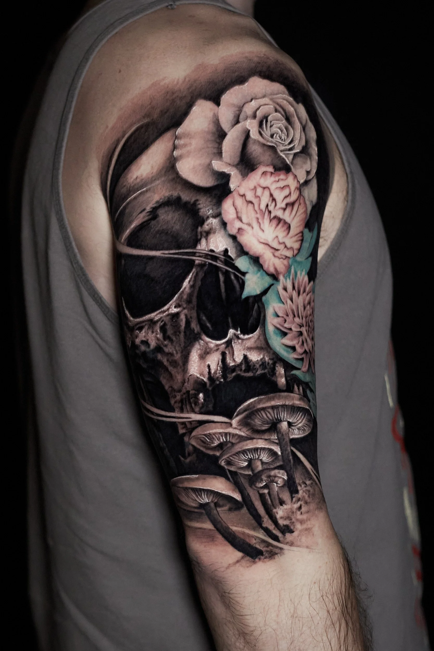 coverup-black-and-grey-realism-skull-tattoo.jpg