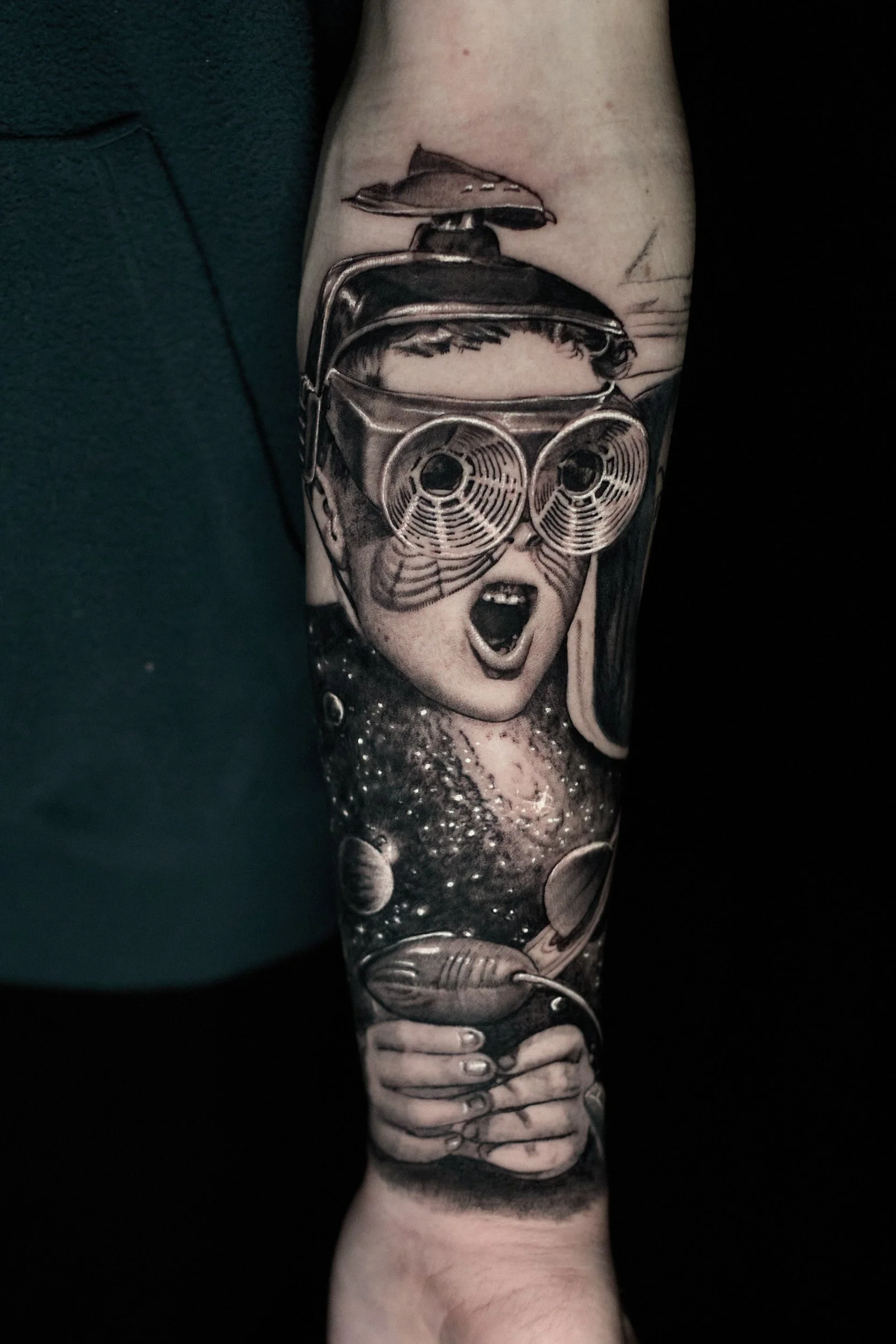 black-and-grey-realism-space-kid-tattoo.jpg