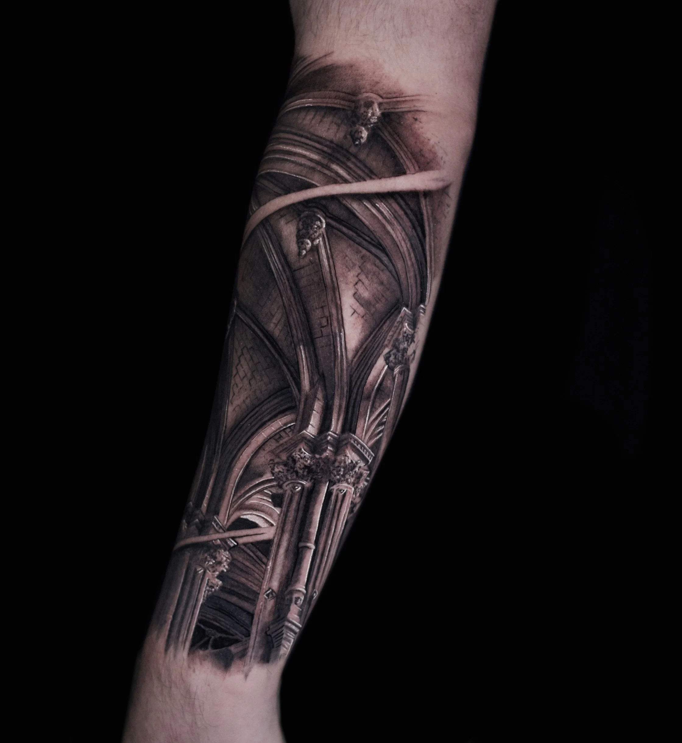 gothic-architecture-church-realism-black-and-grey-tattoo.jpg