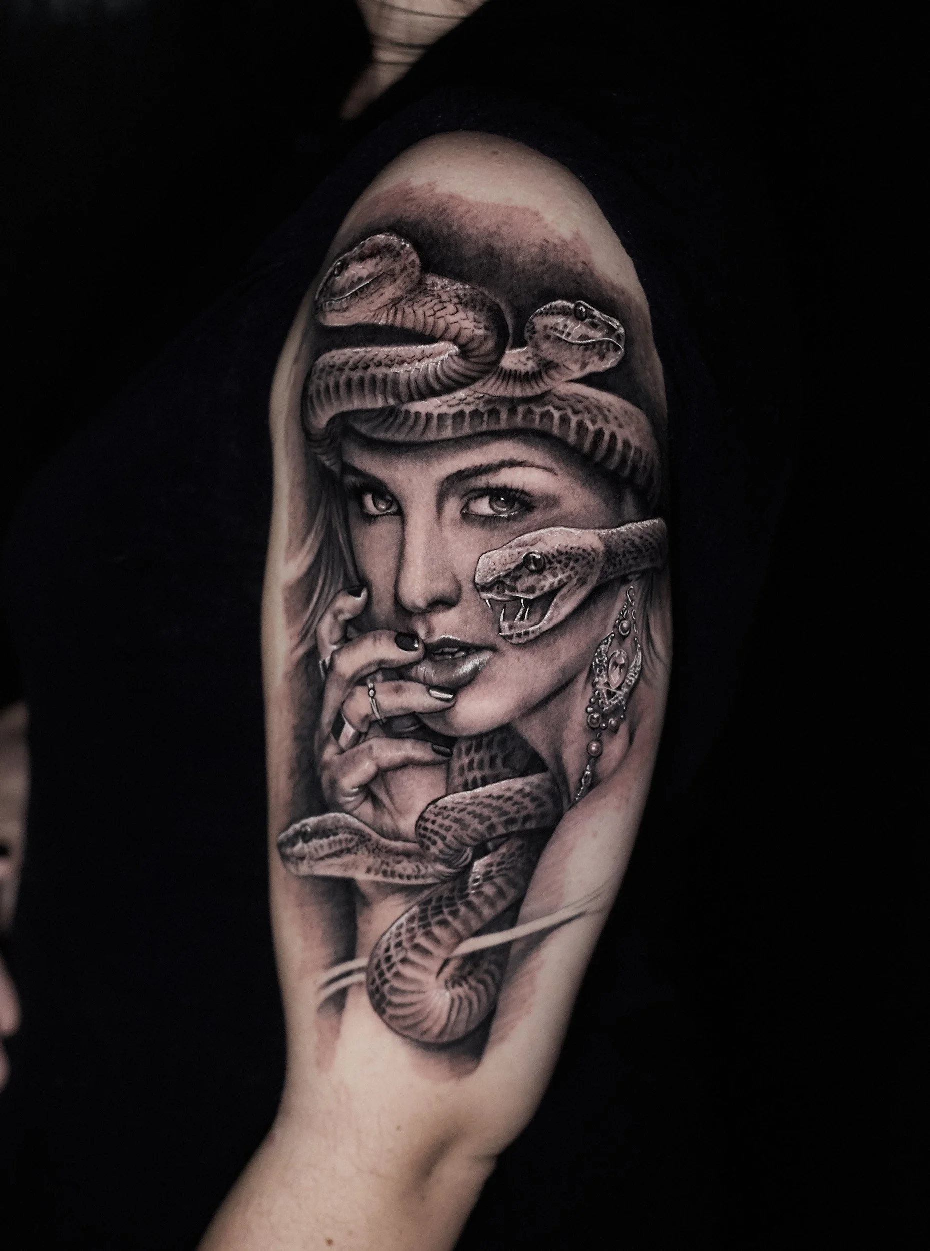 medusa-realism-portrait-black-and-grey-tattoo.jpg