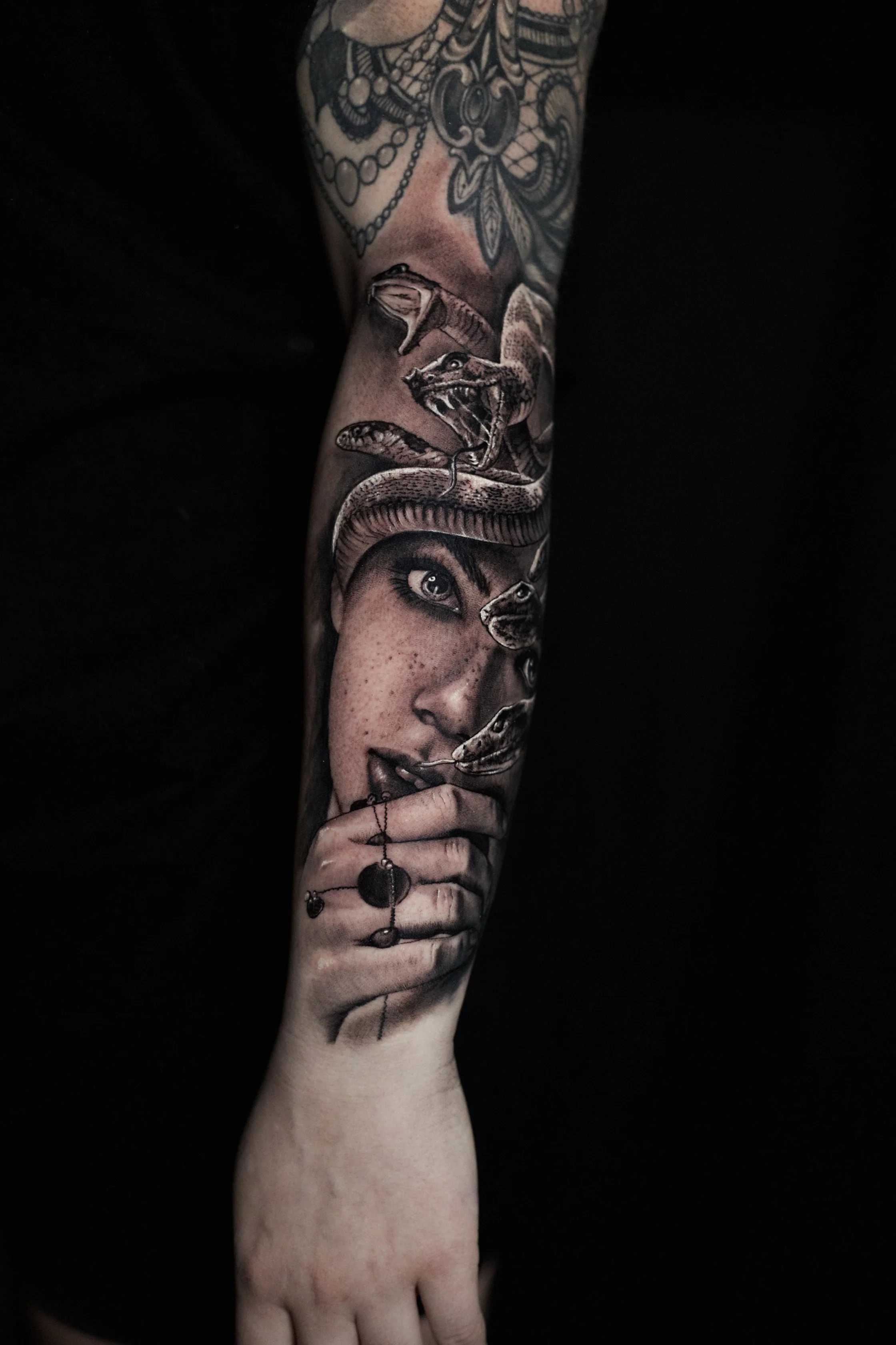 realism-portrait-medusa-black-and-grey-tattoo.jpg