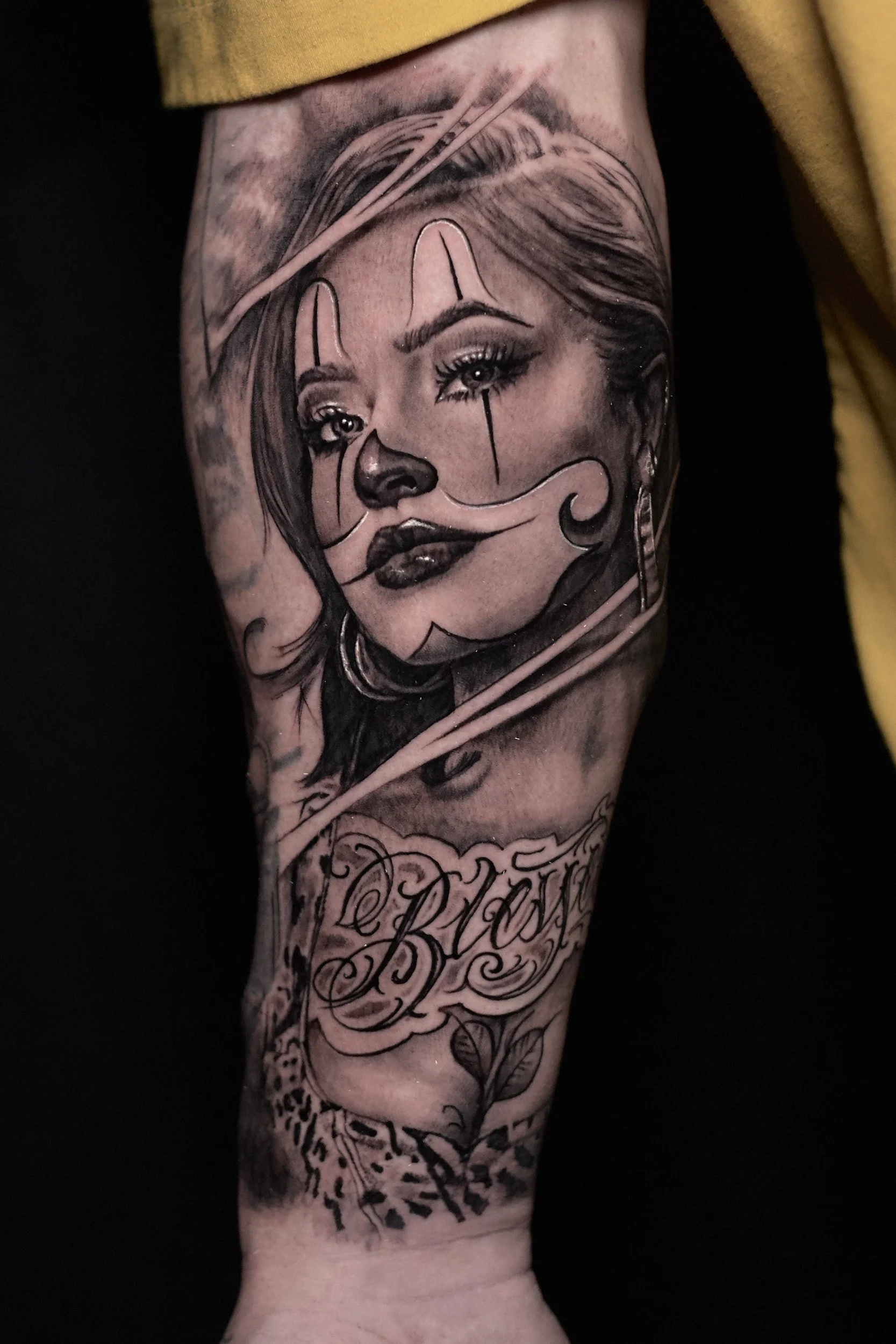 chicano-payasa-black-and-grey-realism-beckyg.jpg