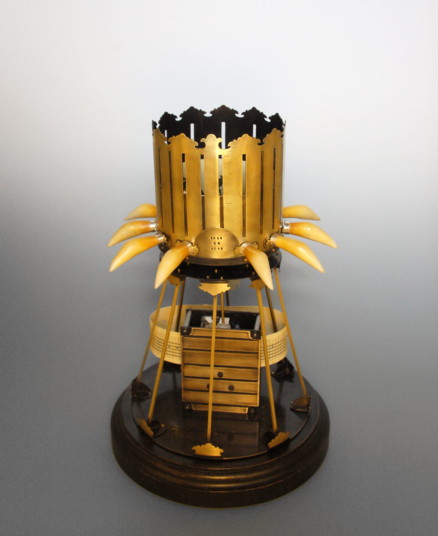 zoetrope_3.jpg