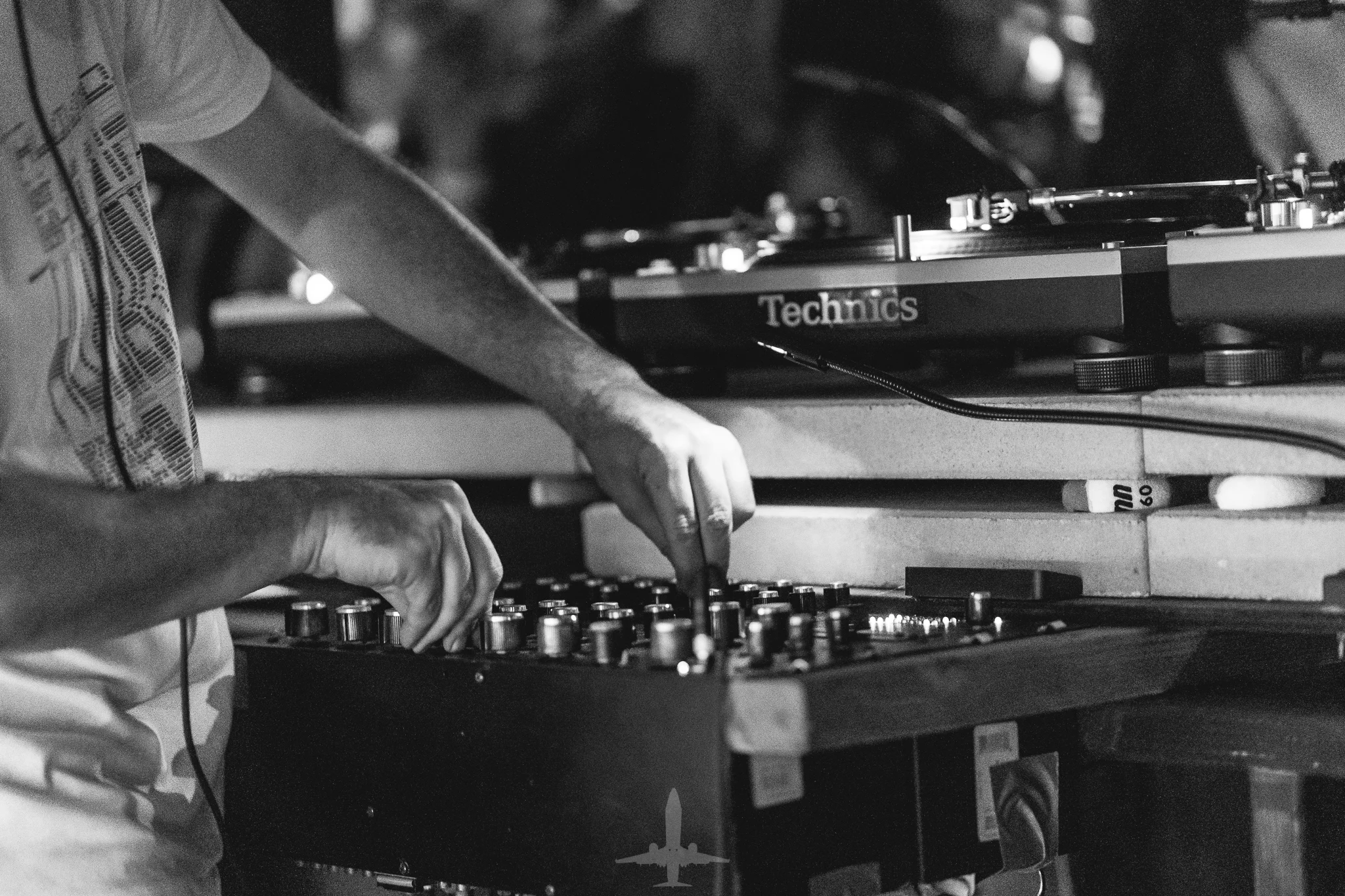 L8NF presents Brian Busto _ DJ THREE @ Ichicoro Ane-- Bryan Edward Creative-46.jpg