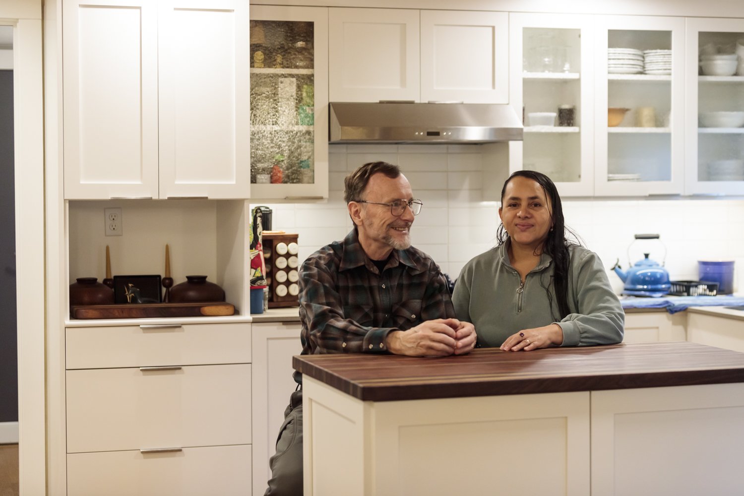  Mark and Yudis Wheatley met in Panama where Mark was serving in the Peace Corps. Mark's first Peace Corps experience in the 1970s introduced him to the idea of homes constructed from blocks (in that case concrete) rather than wood. 