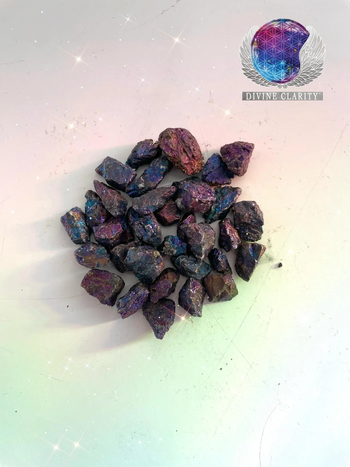 💜CRYSTAL OF THE WEEK💜
This week’s Crystal of the Week is Peacock Ore💜🔮
Peacock Ore is useful for helping you to find the positive in all situations life may through at you! 
Properties: Happiness, Creativity, Self-esteem
Chakras: Crown