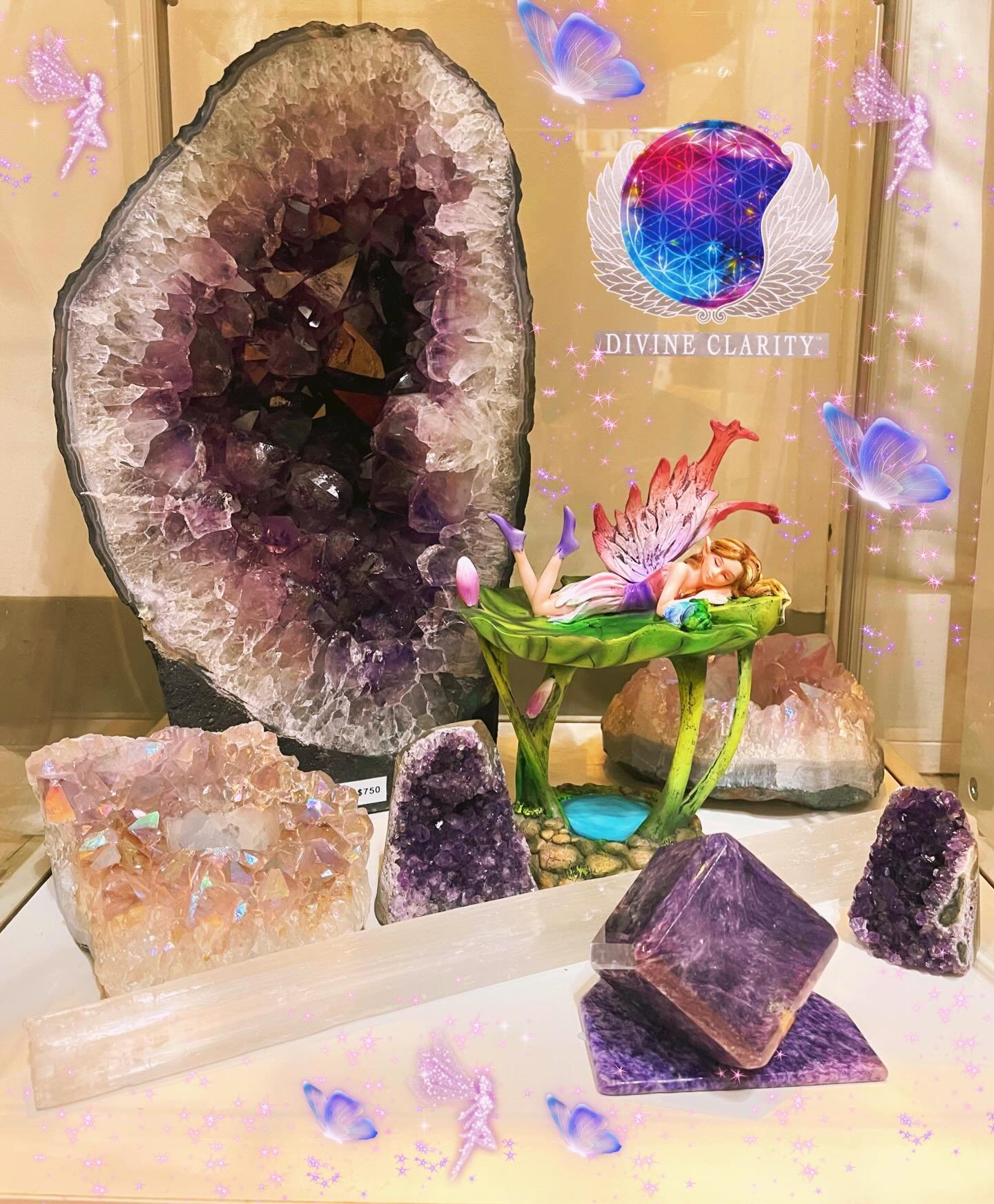 Spiritually the colour Purple can symbolize a connection to the divine through spirituality 💜

Purple is also the colour associated with our Crown Chakra. This Chakra is the seventh energy center at the top of your head. 

This Chakra is also associ