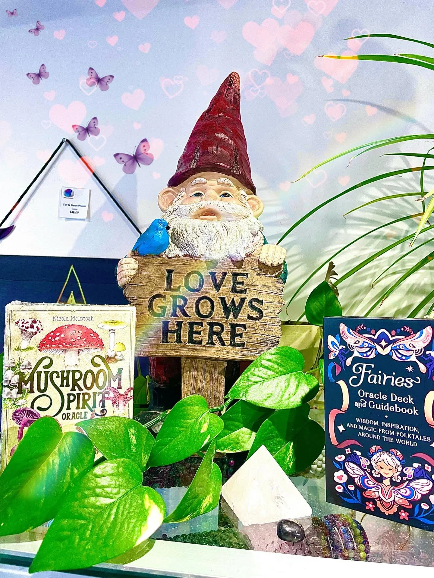 🩷With the season of love just around the corner your loved ones deserve the most special gifts! Here at Divine Clarity all of our products are tended with care and cannot wait to find a new home!🩷

🔮 We&rsquo;re open 10am - 5pm today! Come stop by