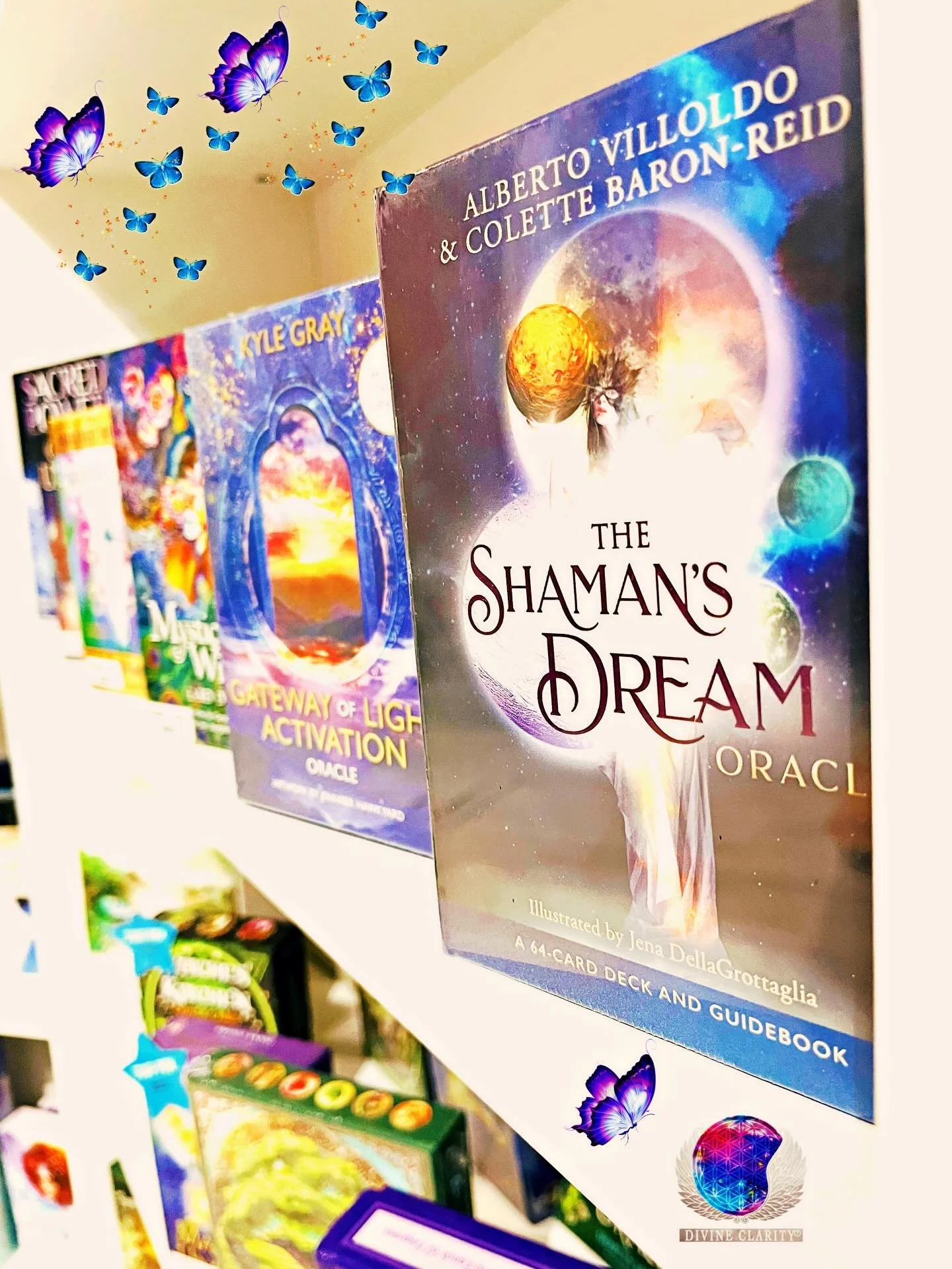 🔮 We&rsquo;re open 10am - 6pm today! Come stop by our shop at 2071 Portage Avenue and check out all our new magical goodies we have to offer! 🔮

✨We also have an online shop: www.divineclarity.com 
Open 24/7, where you can check out everything we h