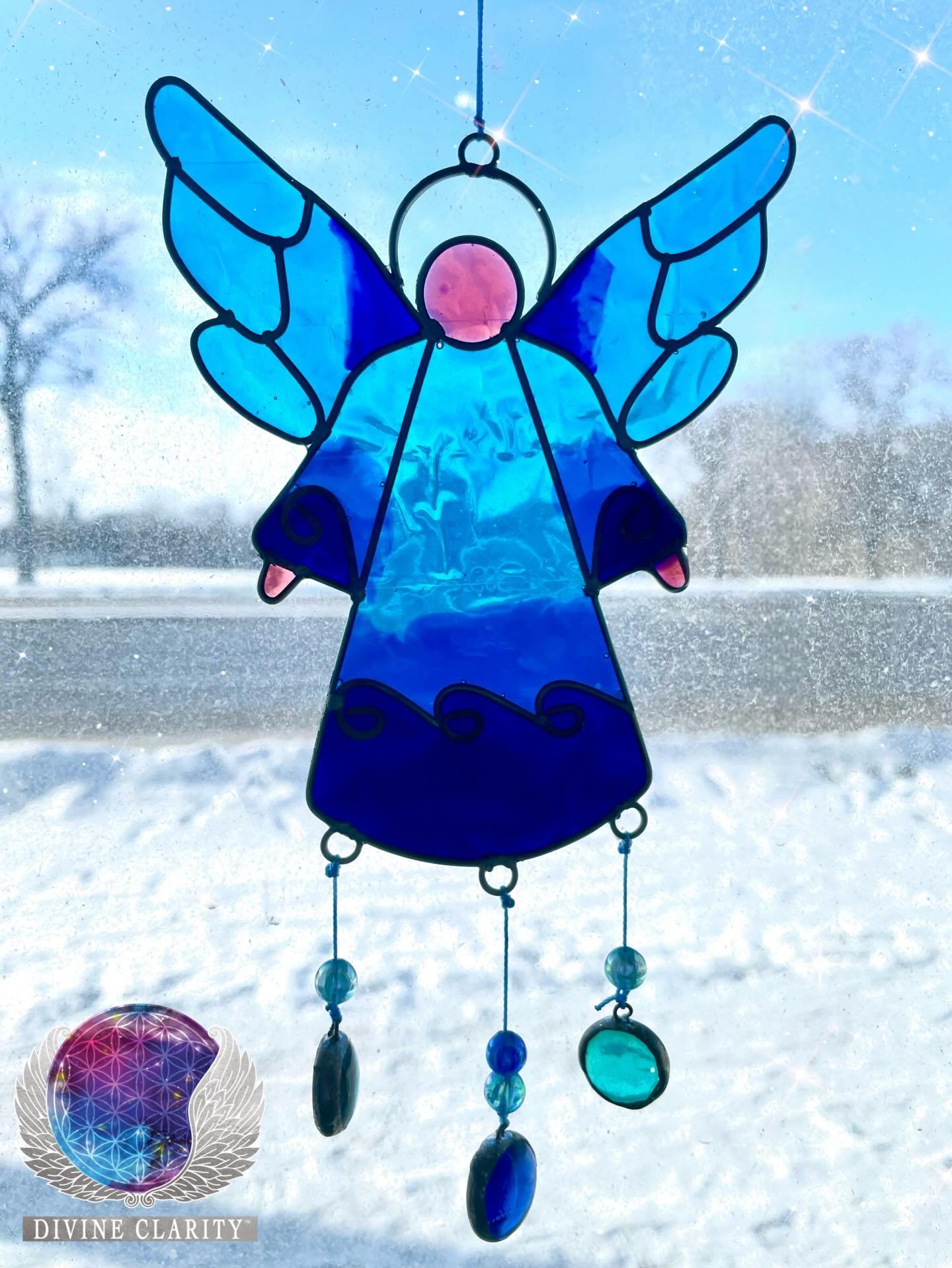 The sun is out more often and for longer now! 

This is the perfect time for placing Suncatchers and hanging crystals in your windows to cast beautiful colours into your home!

We are open today from 9AM-5PM!

#divineclarity #metaphysicalshop #spirit