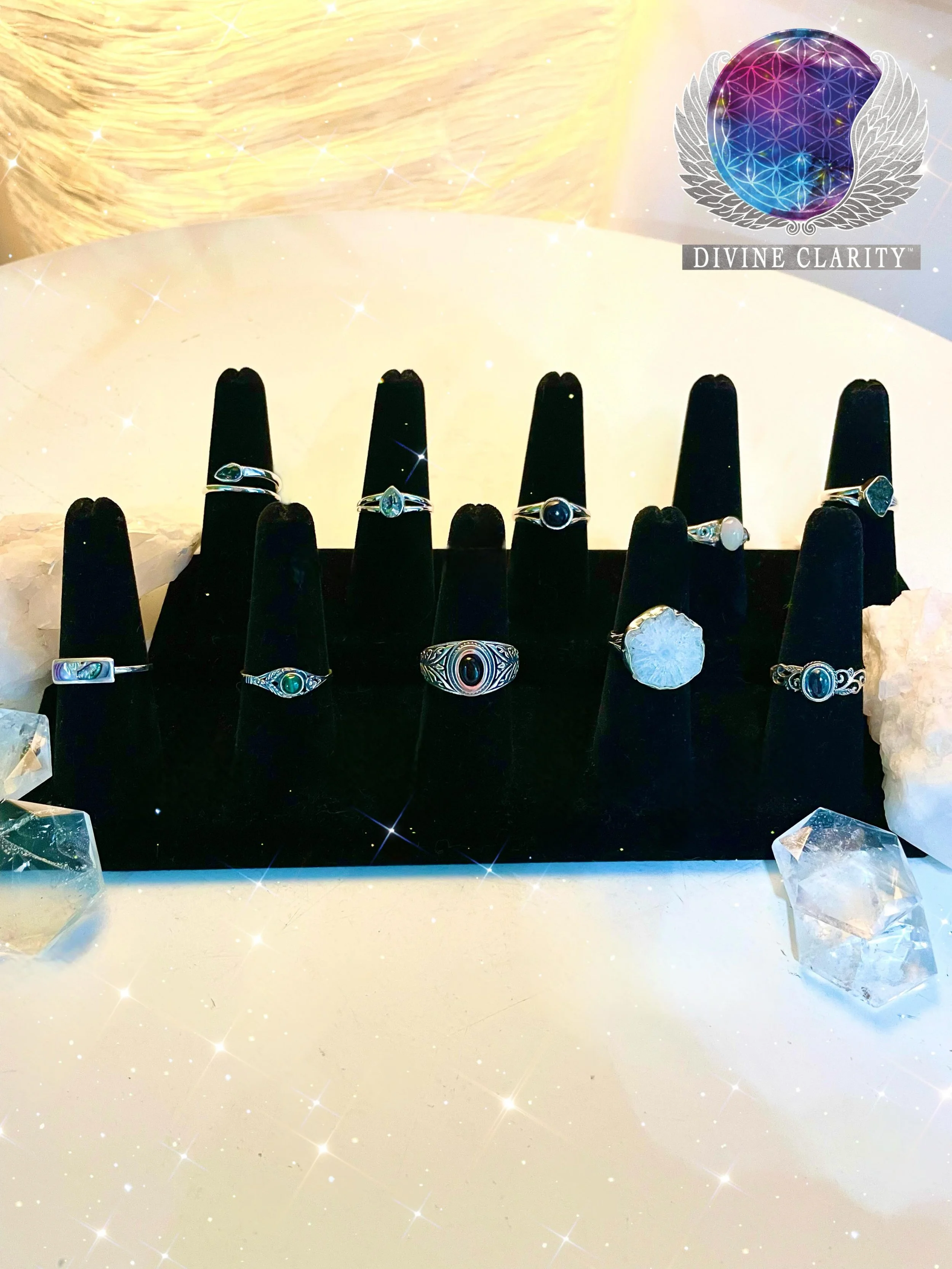 We recently received 100+ new rings with a diverse assortment of gorgeous faceted and raw gemstones in a variety of sizes!

Amongst our new rings we received 4 new Moldavite rings💚 and 1 new never before seen at Divine Clarity Solar Quartz ring☀️!

