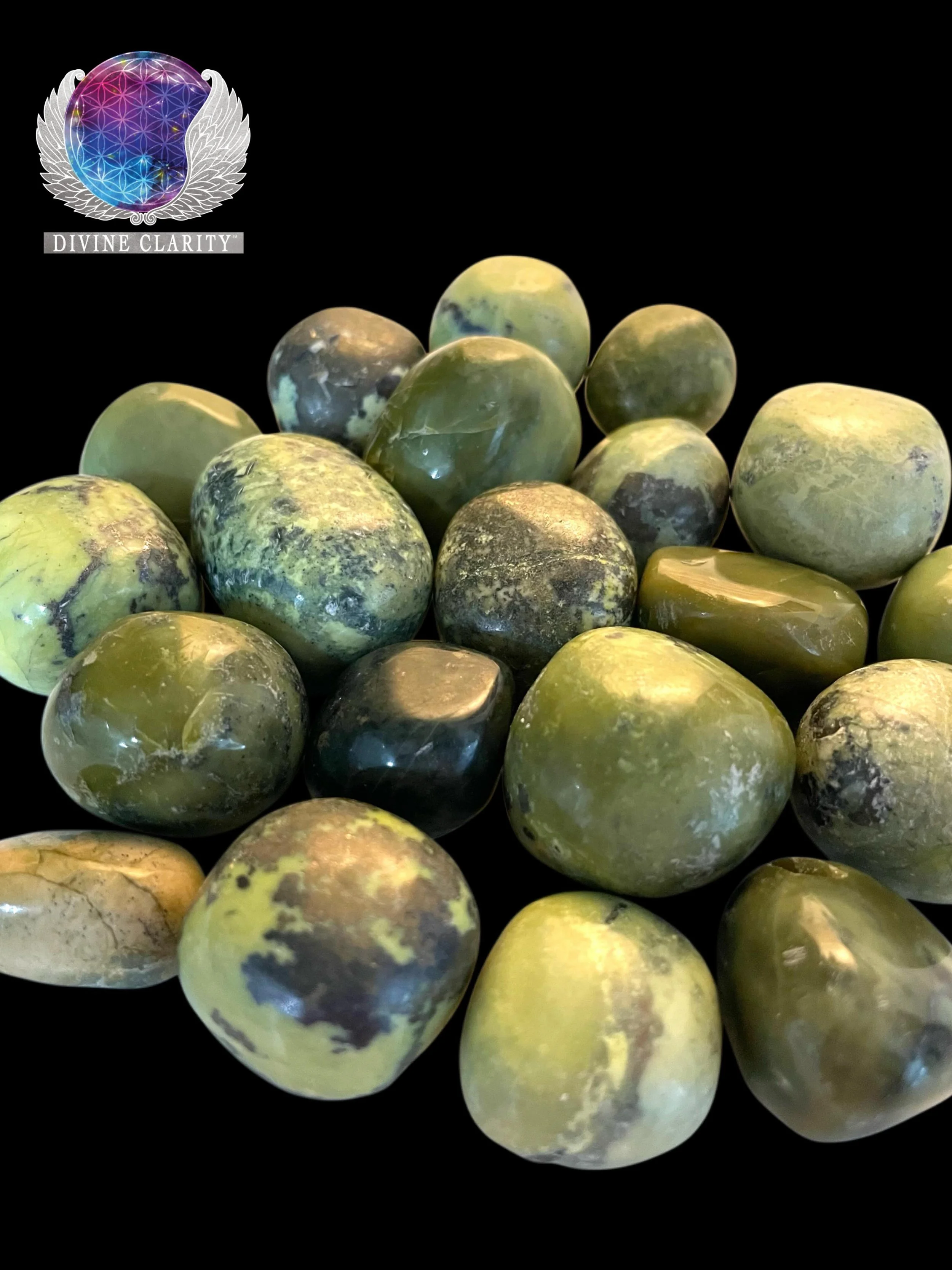 💚CRYSTAL OF THE WEEK💚 

This week&rsquo;s Crystal of the Week is Serpentine 💚

Serpentine is great for awakening dormant spiritual energy! 

Properties: Meditation, Transformation, Connection to Animals and Nature 
Chakras: All
Zodiac: All
Planet:
