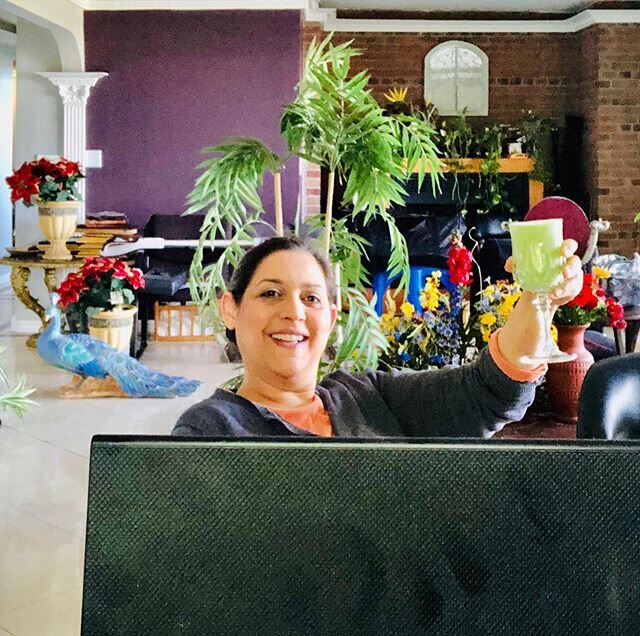 jyotsnajain2018 @healthyeyesadvantage What an optometrist can do on a beautiful Sunday during quarantine times? Well...Educate Empower &amp; Enjoy literally!! Converted my living room into a Paradise Learning Zone to learn from experts, catch up on C