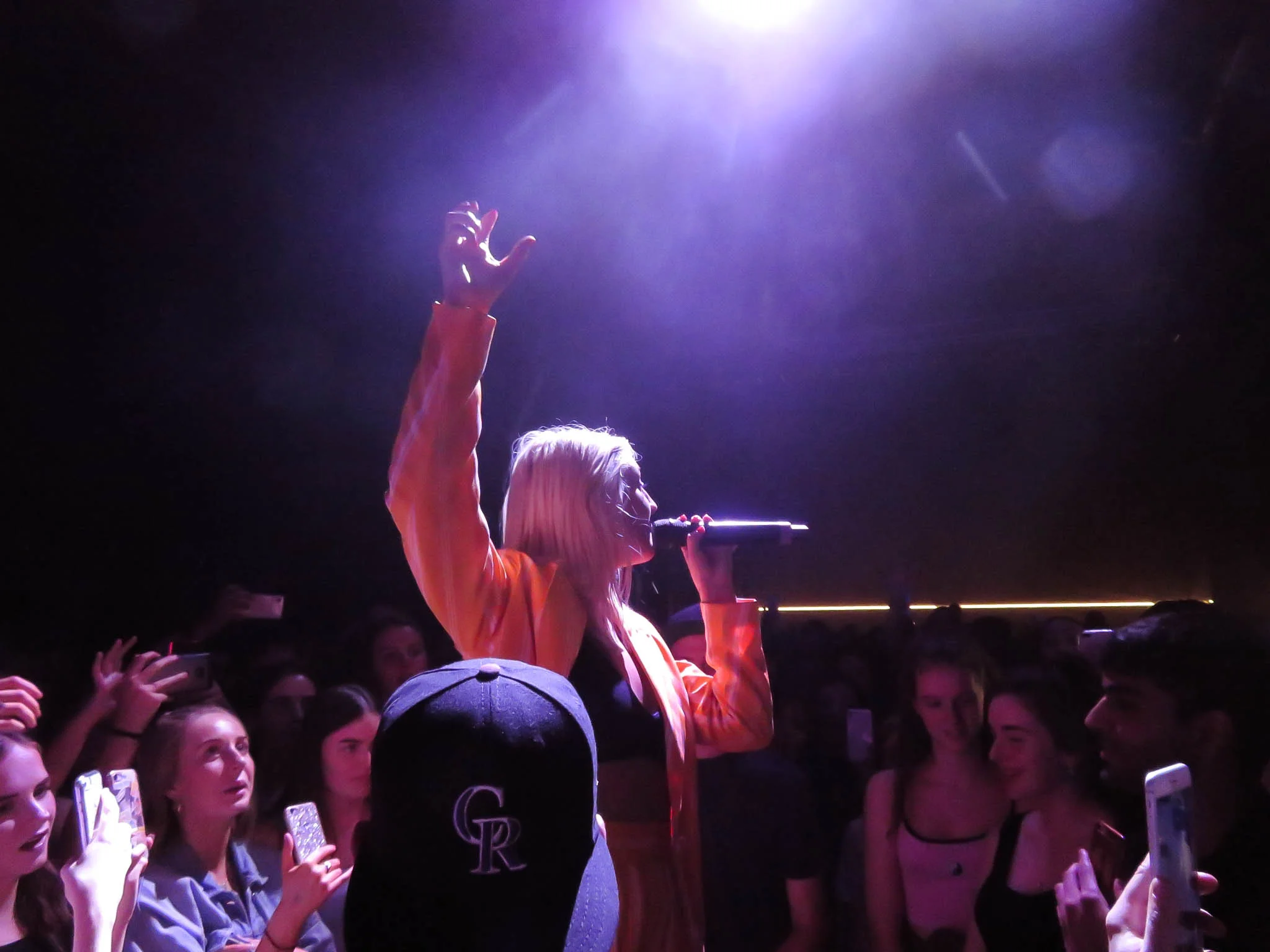 Julia_crowd-IMG_2138.jpg