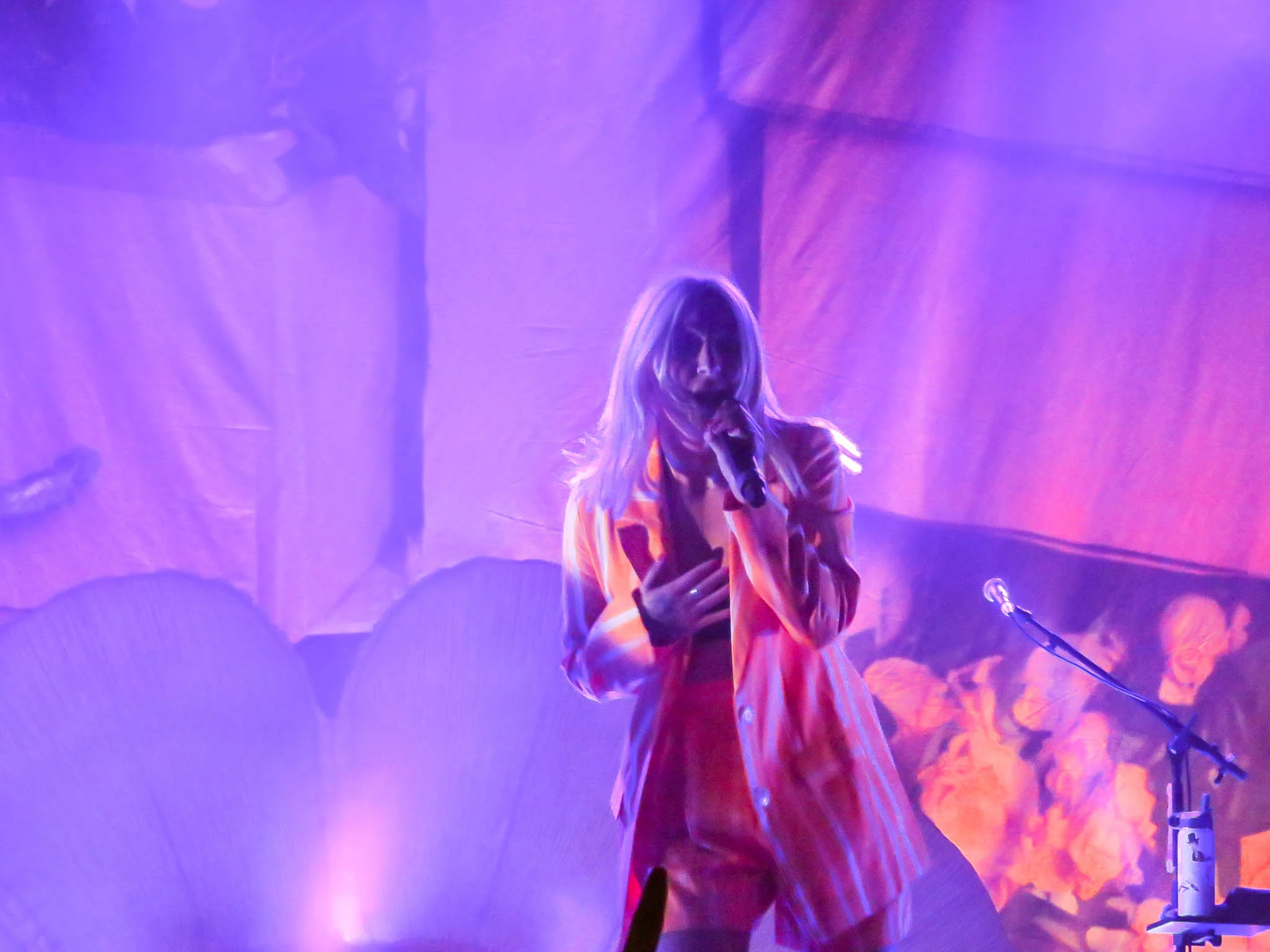 Julia-IMG_1912 2.jpg