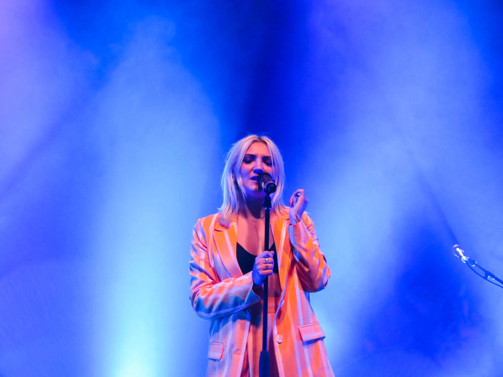 Julia-IMG_2015.jpg