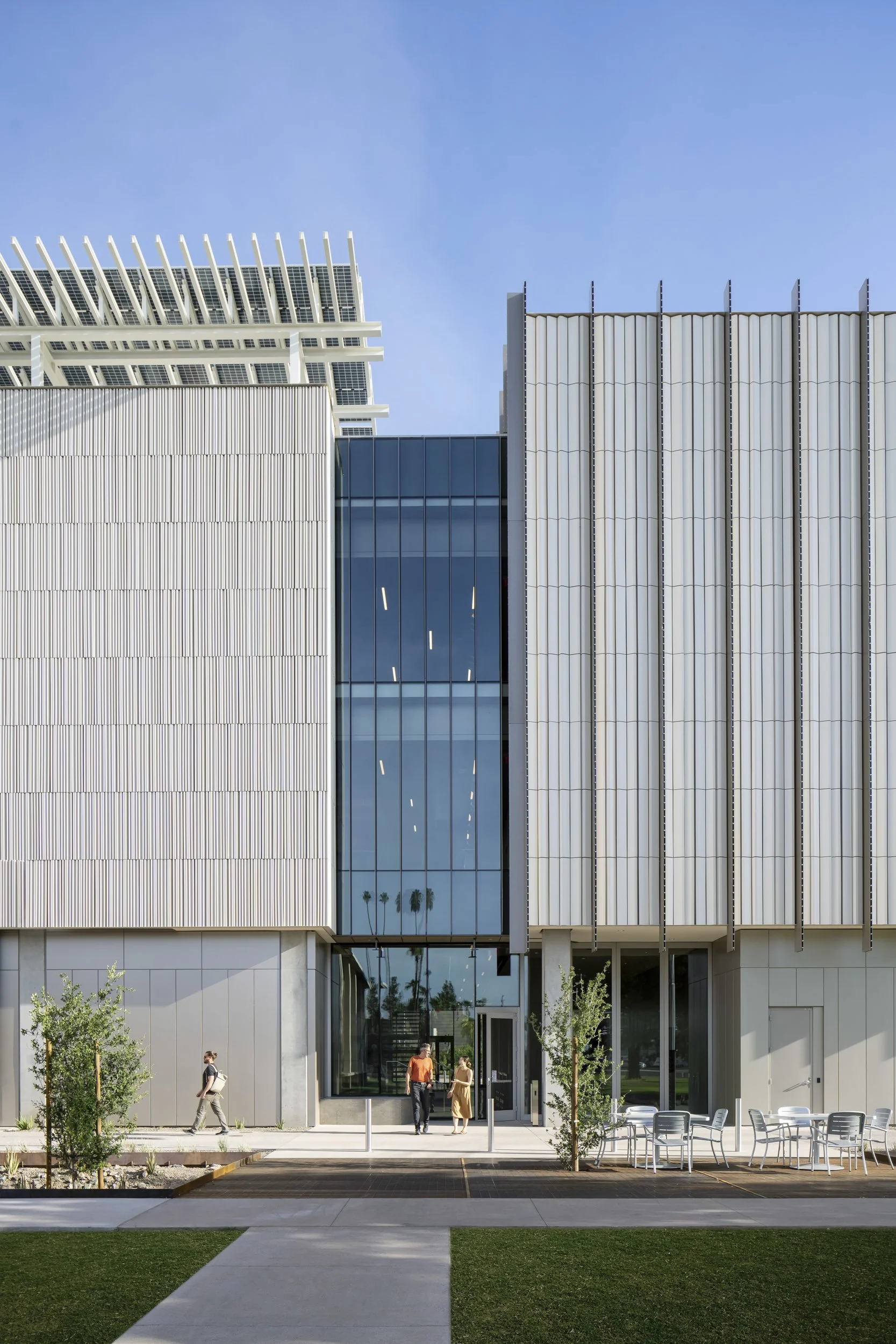 Holly Street and Bohlin Cywinski Jackson @ GREY SHED STUDIO