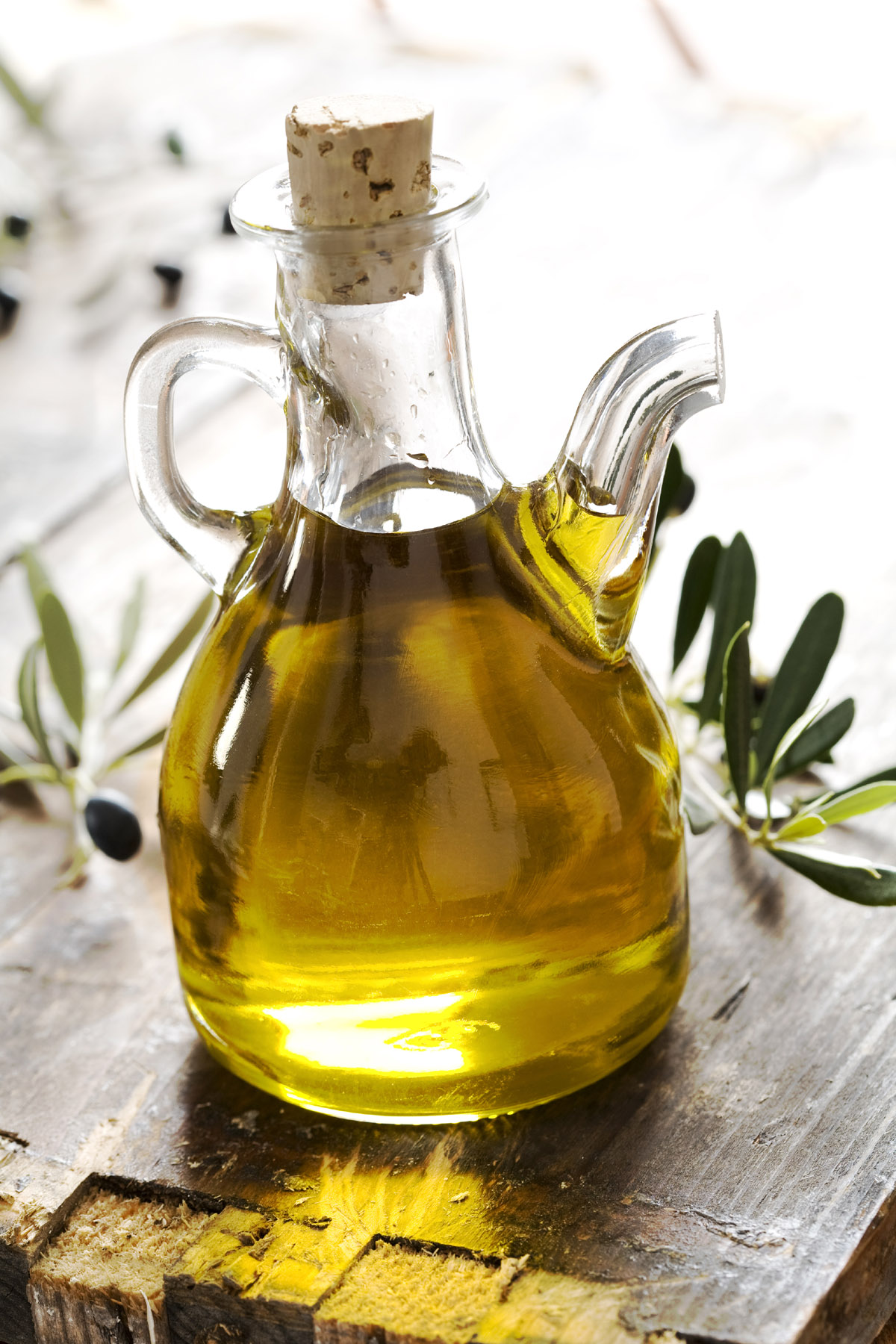 FreeGreatPicture.com-7473-olive-oil.jpg