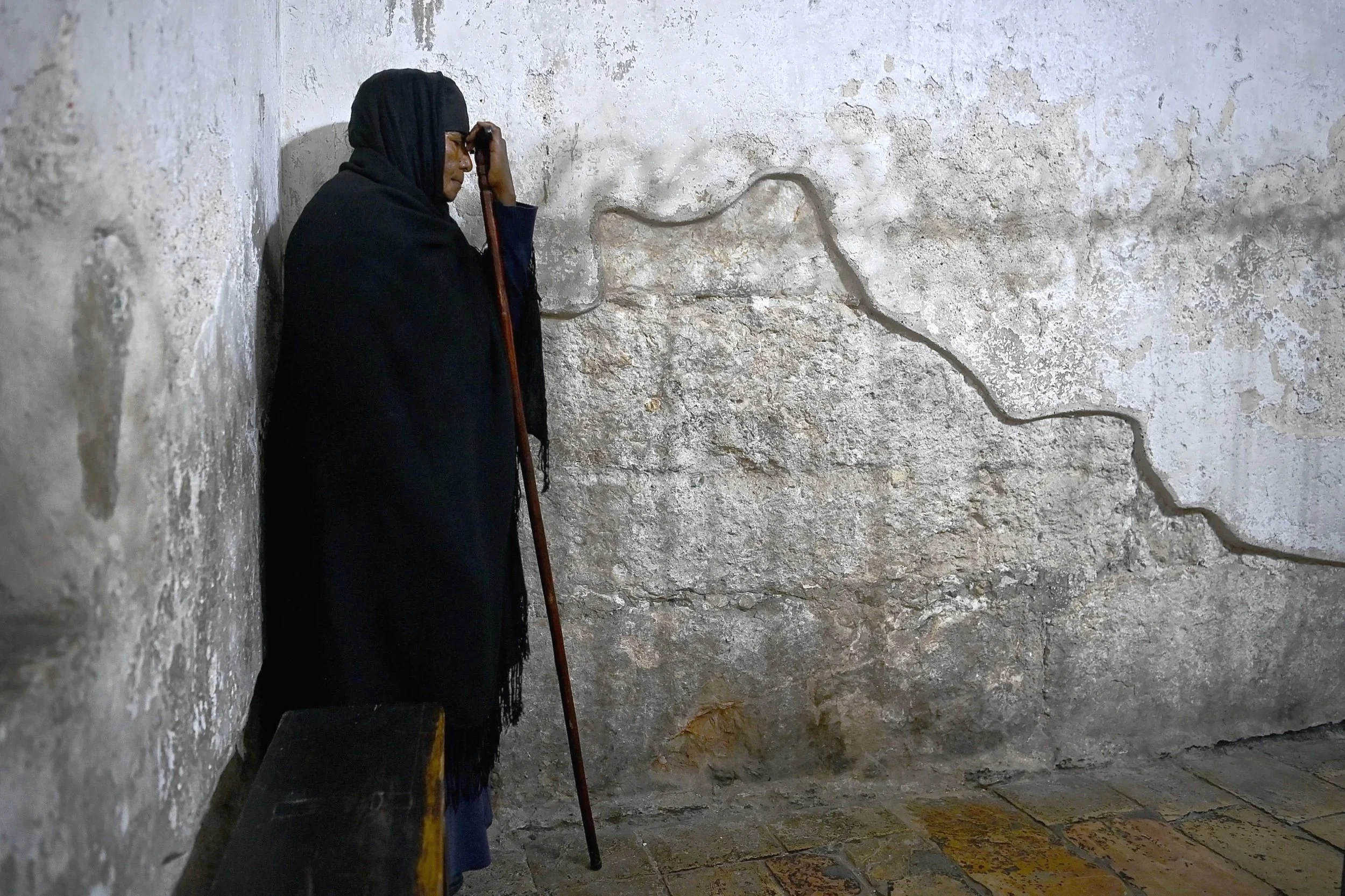 Prayer at The Church of the Holy Sepulchre