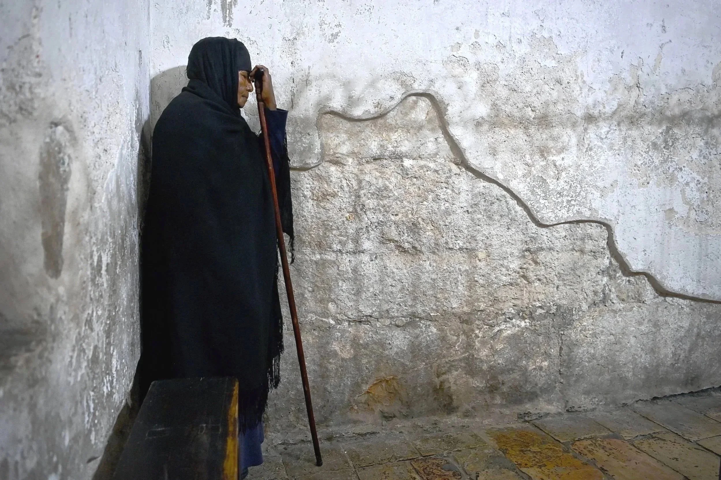Prayer at The Church of the Holy Sepulchre