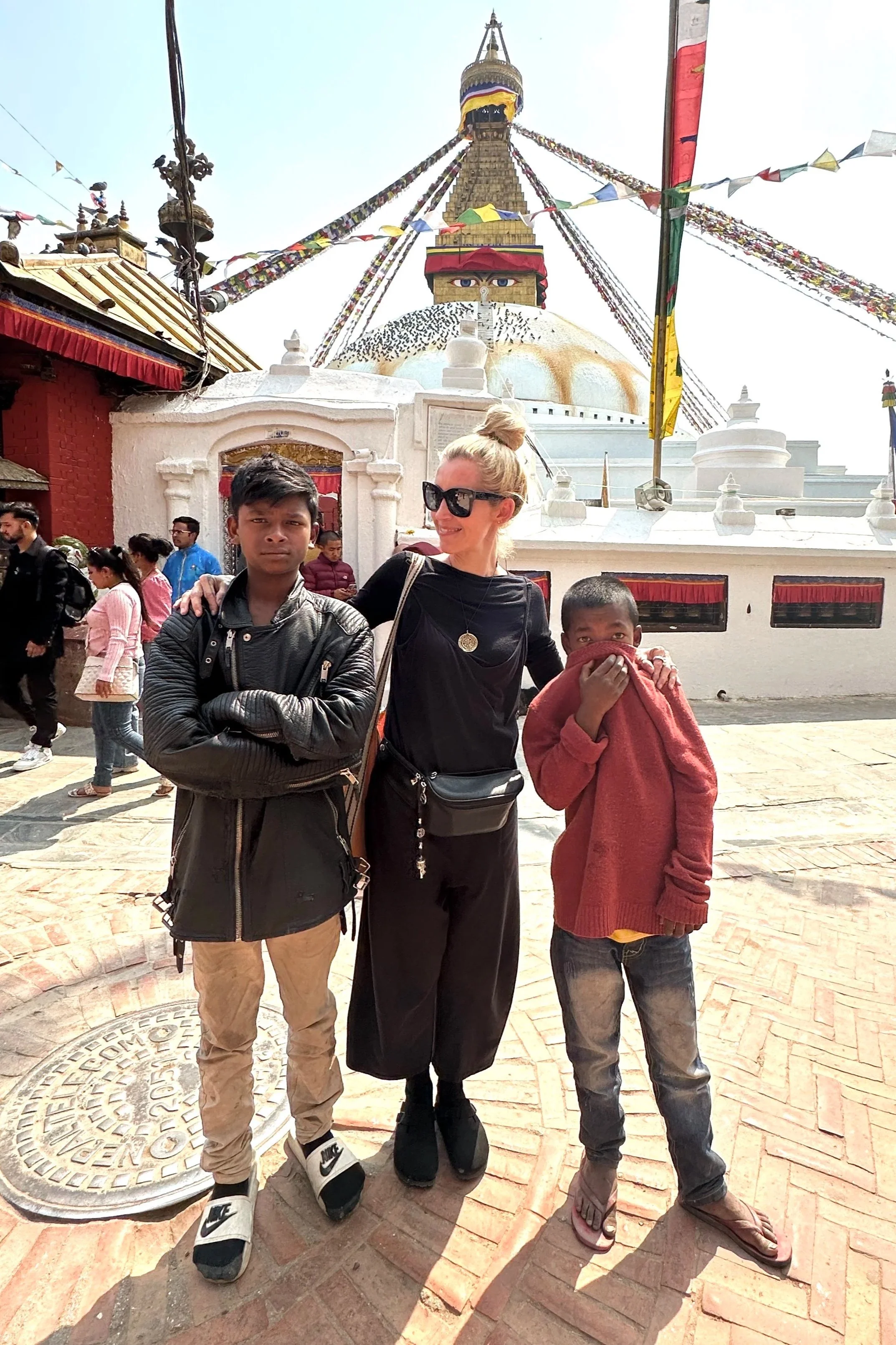 With children who love on the street